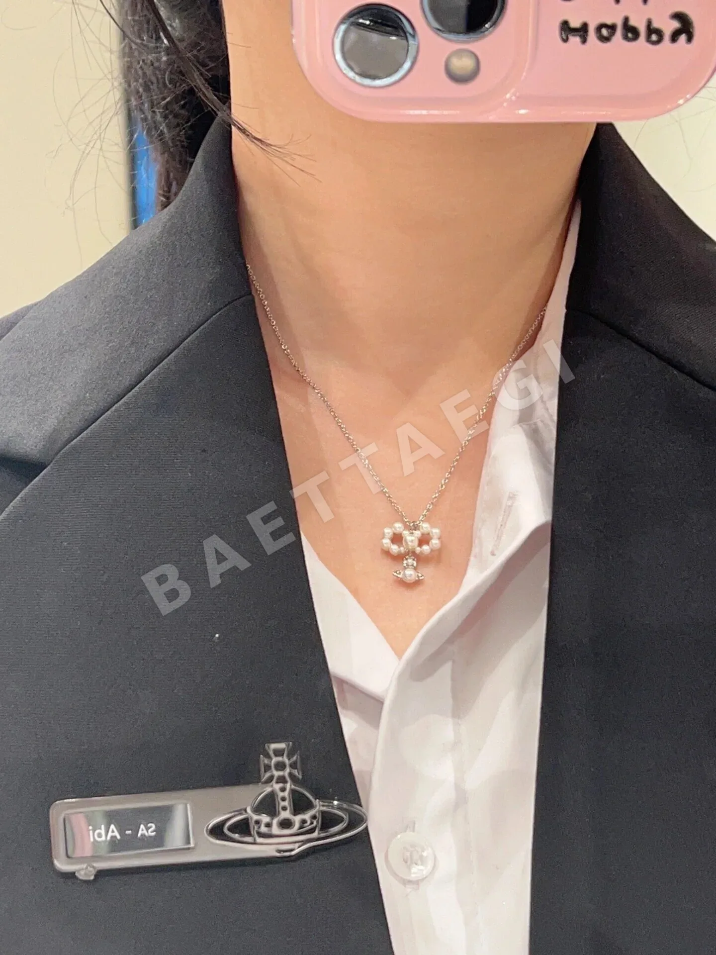 비비안웨스트우드 리본 크라운 스피어 목걸이 상세 이미지 3