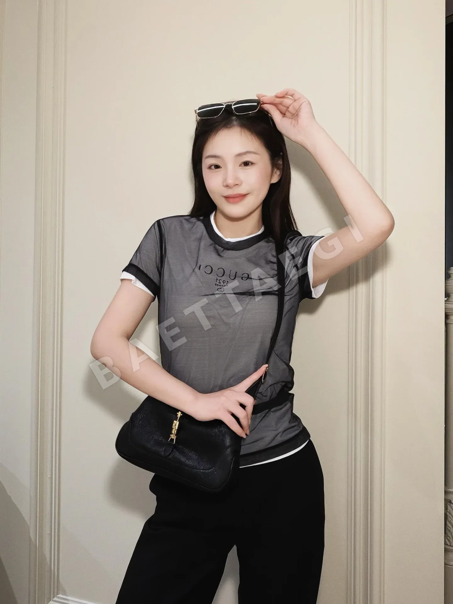 구찌 레이어드 코튼 로고 반팔 티셔츠 상세 이미지 7