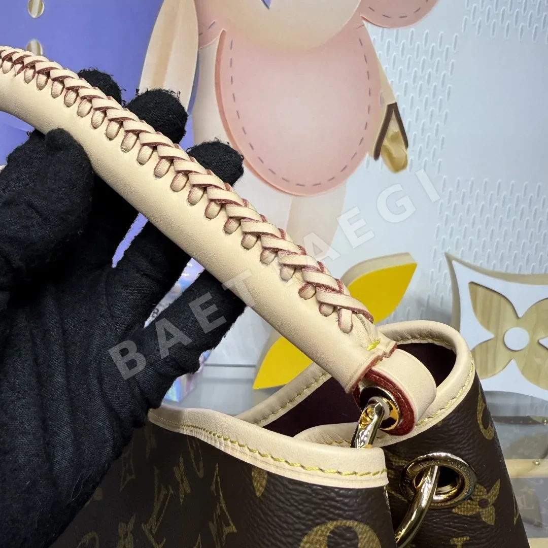 루이비통 모노그램 어게인 백 가방 M25877 상세 이미지 9