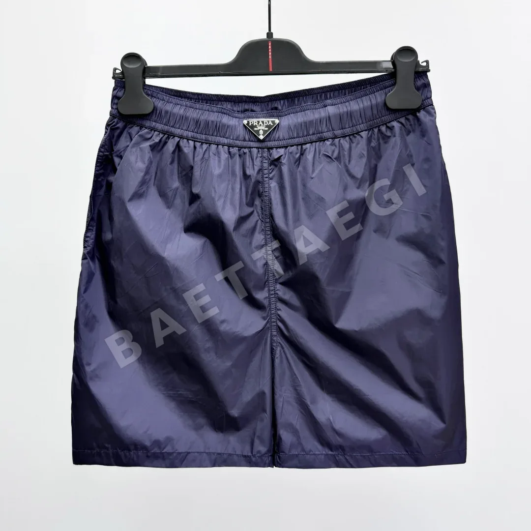 프라다 Re-Nylon 솔리드 컬러 엘라스틱 비치 반바지 41245 Prada Shorts