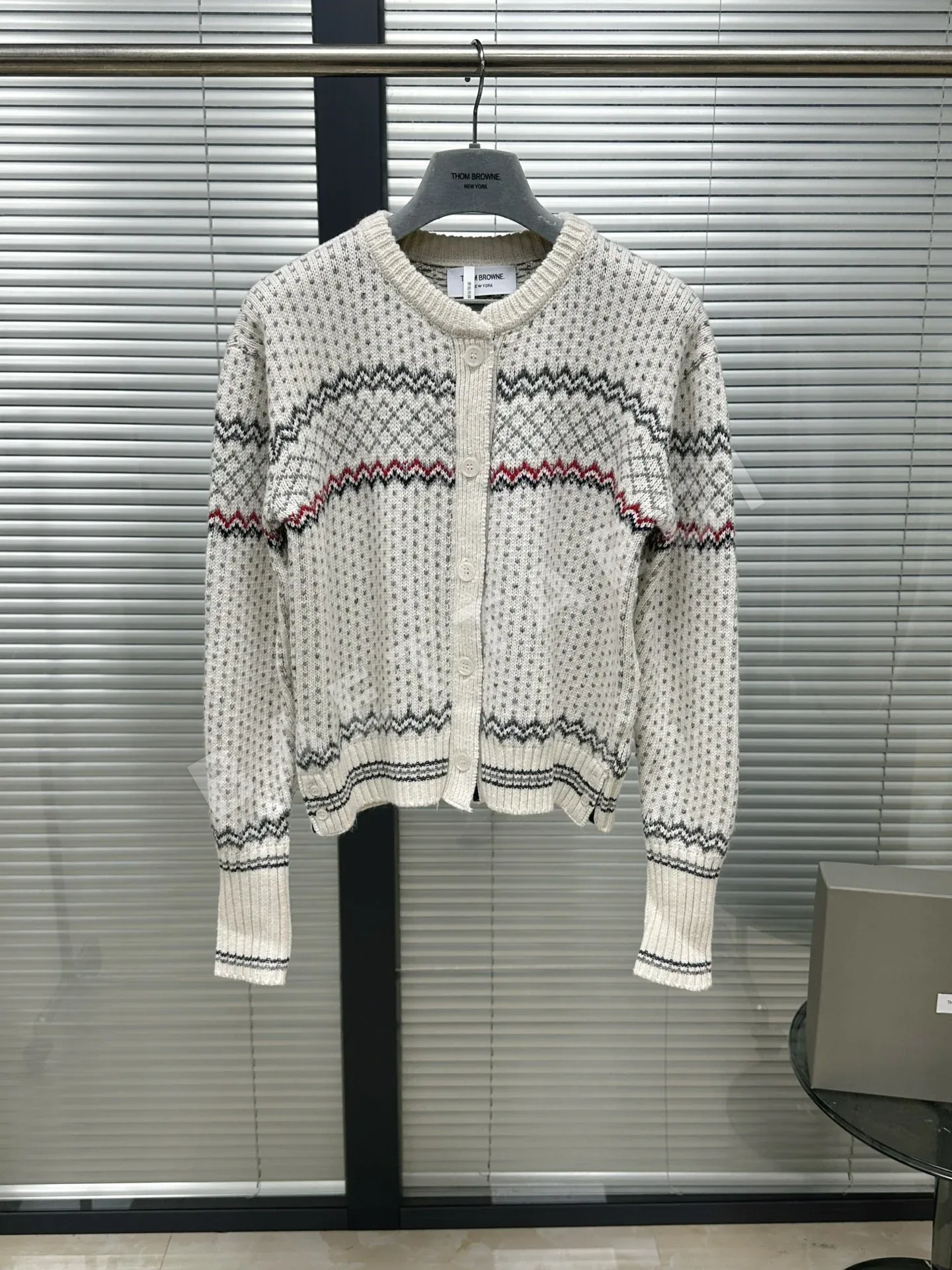 톰브라운 페어아일 울 크루넥 가디건 여성용 상세 이미지 2