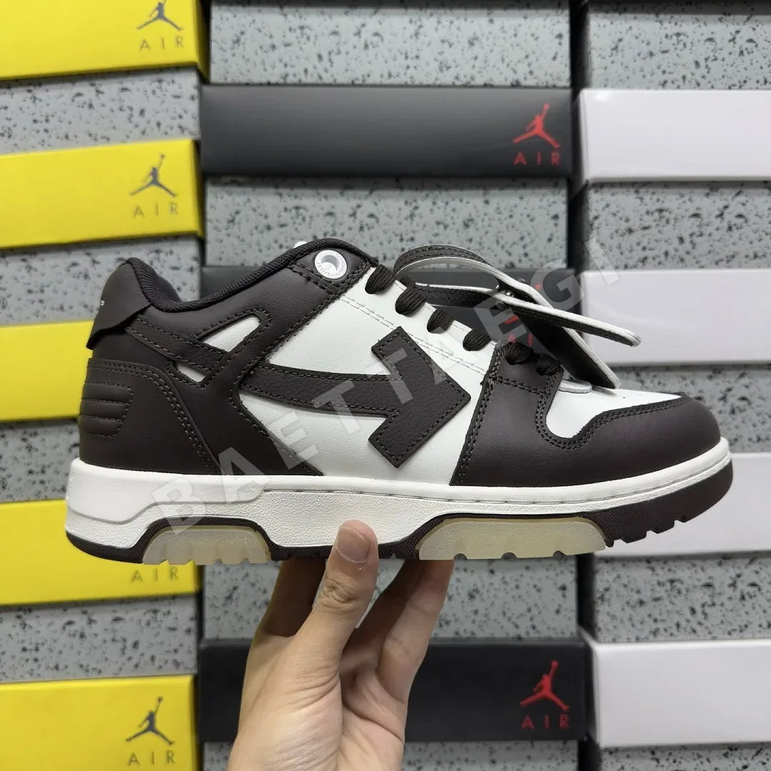 오프화이트 아웃 오브 오피스 OOO 로우 탑스 202497 Off White Out Of Office OOO Low Tops Chocolate 상세 이미지 7