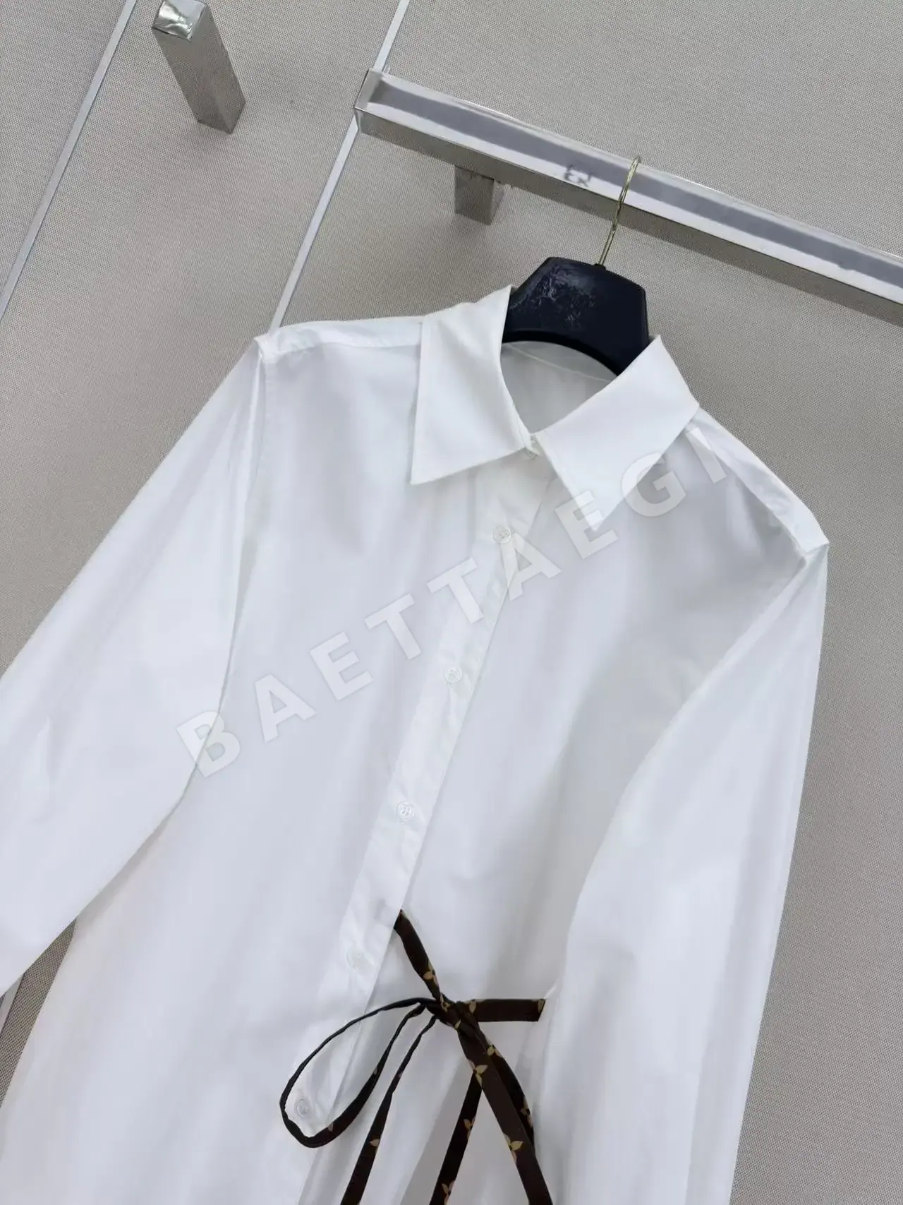 루이비통 모노그램 카라 셔츠 상세 이미지 4