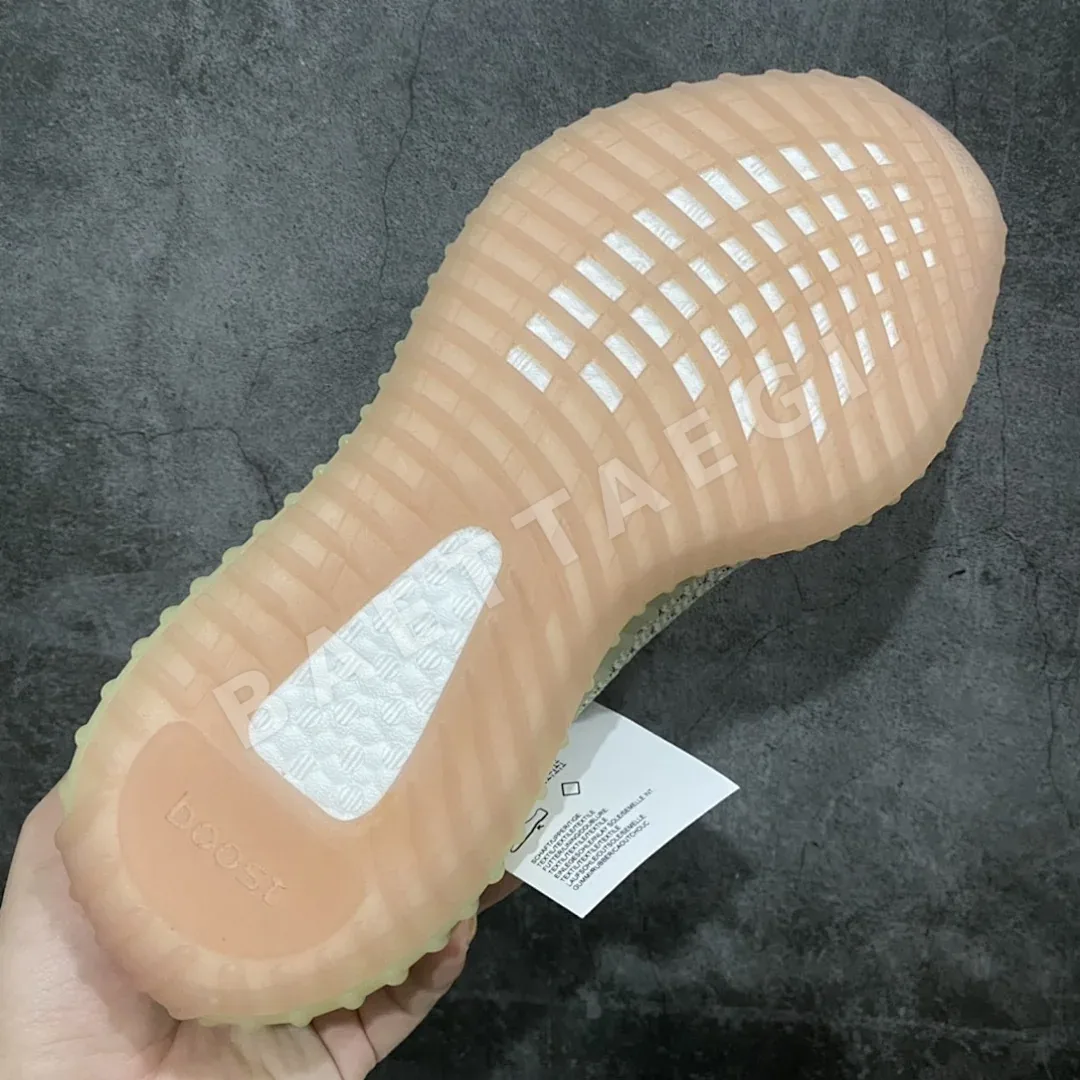 아디다스 이지 350 FW3042 200686 Adidas Yeezy 350 상세 이미지 2