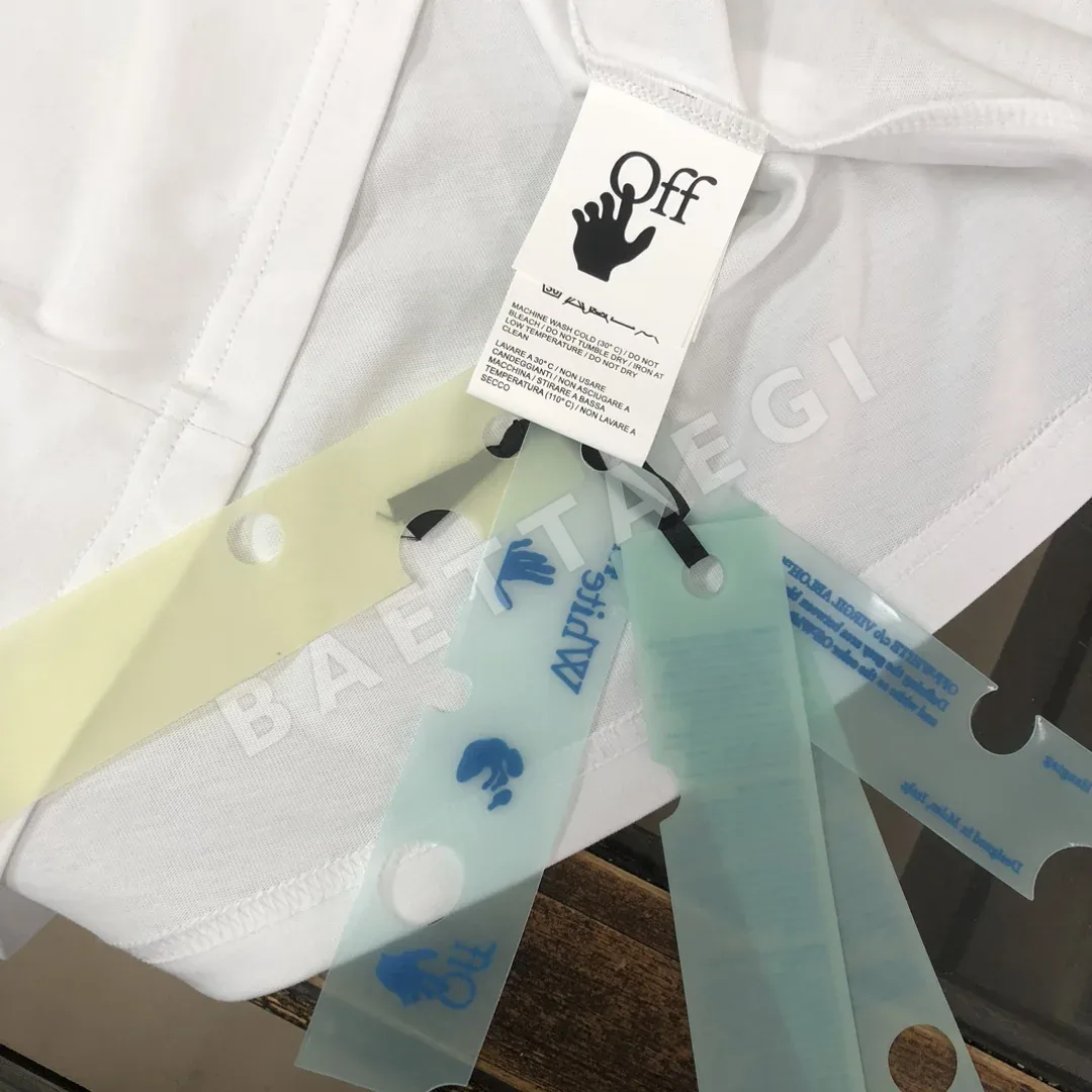 오프화이트 남성 크루넥 반팔 티셔츠 상세 이미지 8