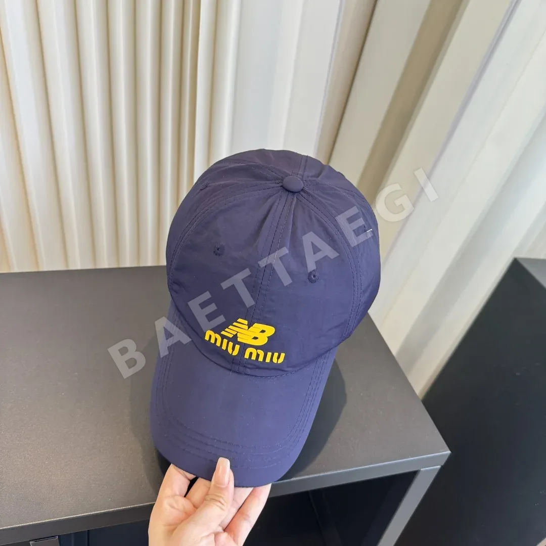 미우미우 봄여름 야구모자 상세 이미지 5