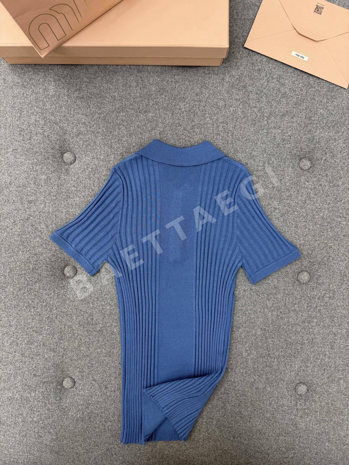 미우미우 울 폴로 카라 반팔 티셔츠 상세 이미지 8