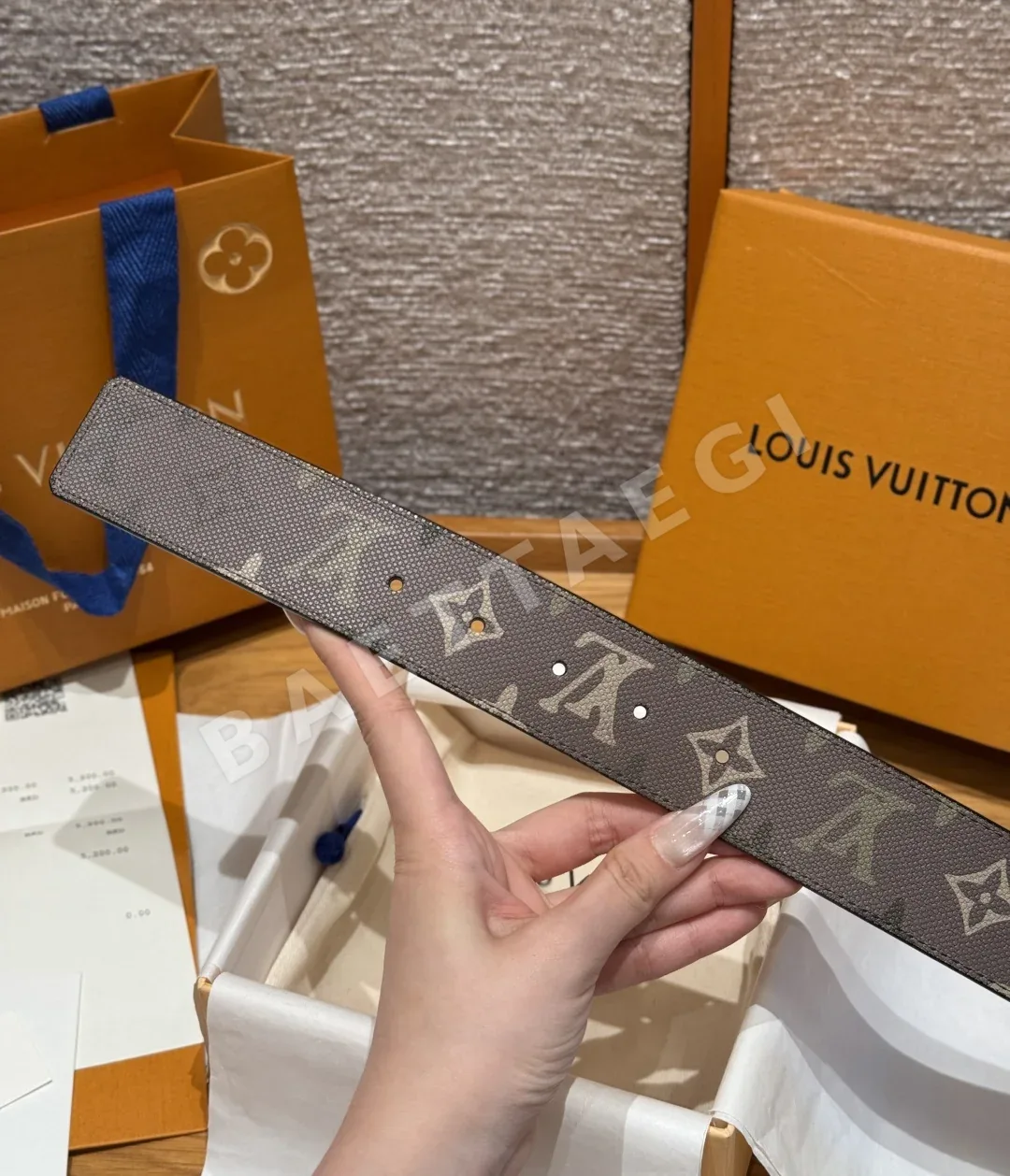 루이비통 디멘션 모노그램 헤리티지 40mm 리버서블 벨트 상세 이미지 7