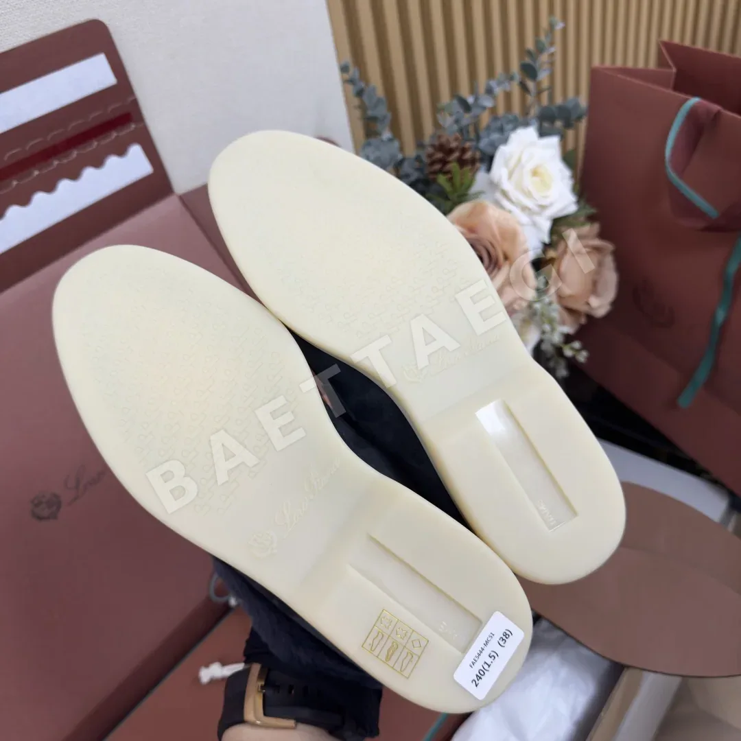 로로피아나 썸머워크 시어링 로퍼 상세 이미지 6