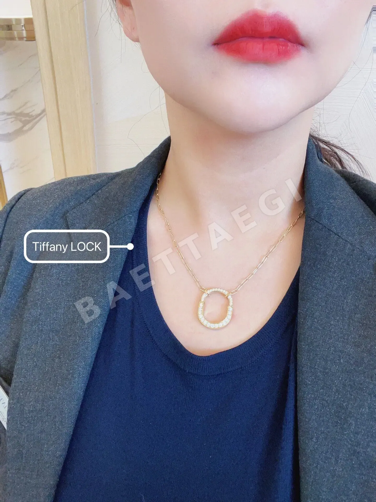 티파니 락 링 클래스프 체인 목걸이 18K 골드 다이아몬드 장식 상세 이미지 8