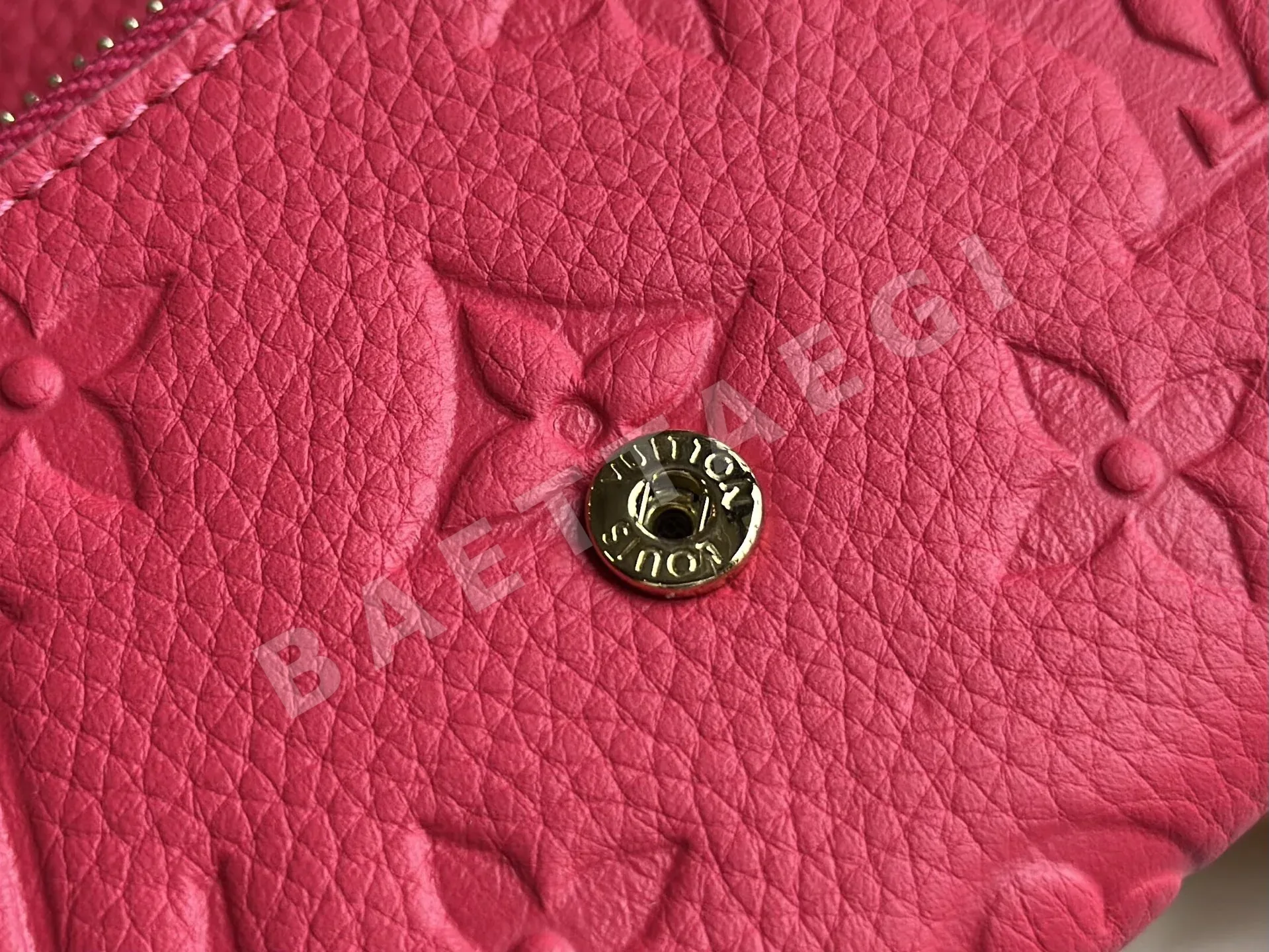 루이비통 로자리 모노그램 앙프랑트 코인 파우치 지갑 상세 이미지 9