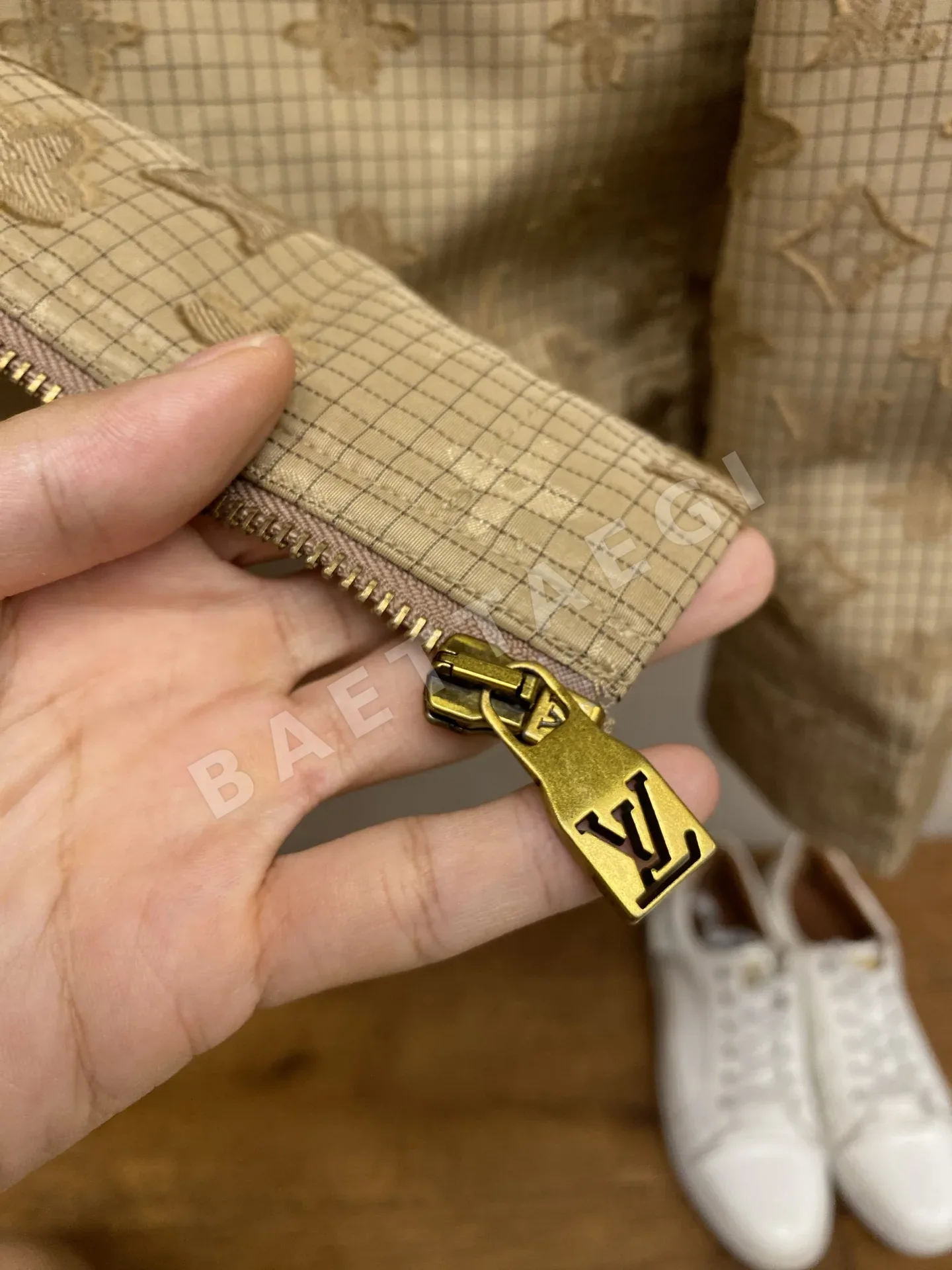 루이비통 LV 모노그램 남성 자켓 상세 이미지 5