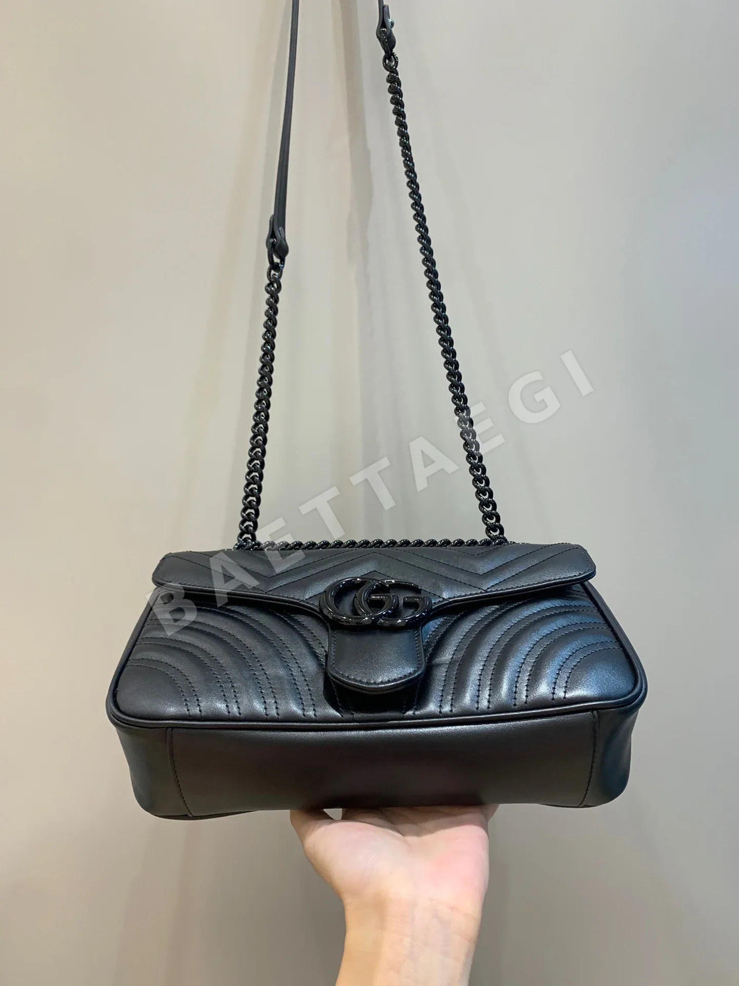 구찌 마카롱 블랙 가죽 숄더백 26CM443497 상세 이미지 5