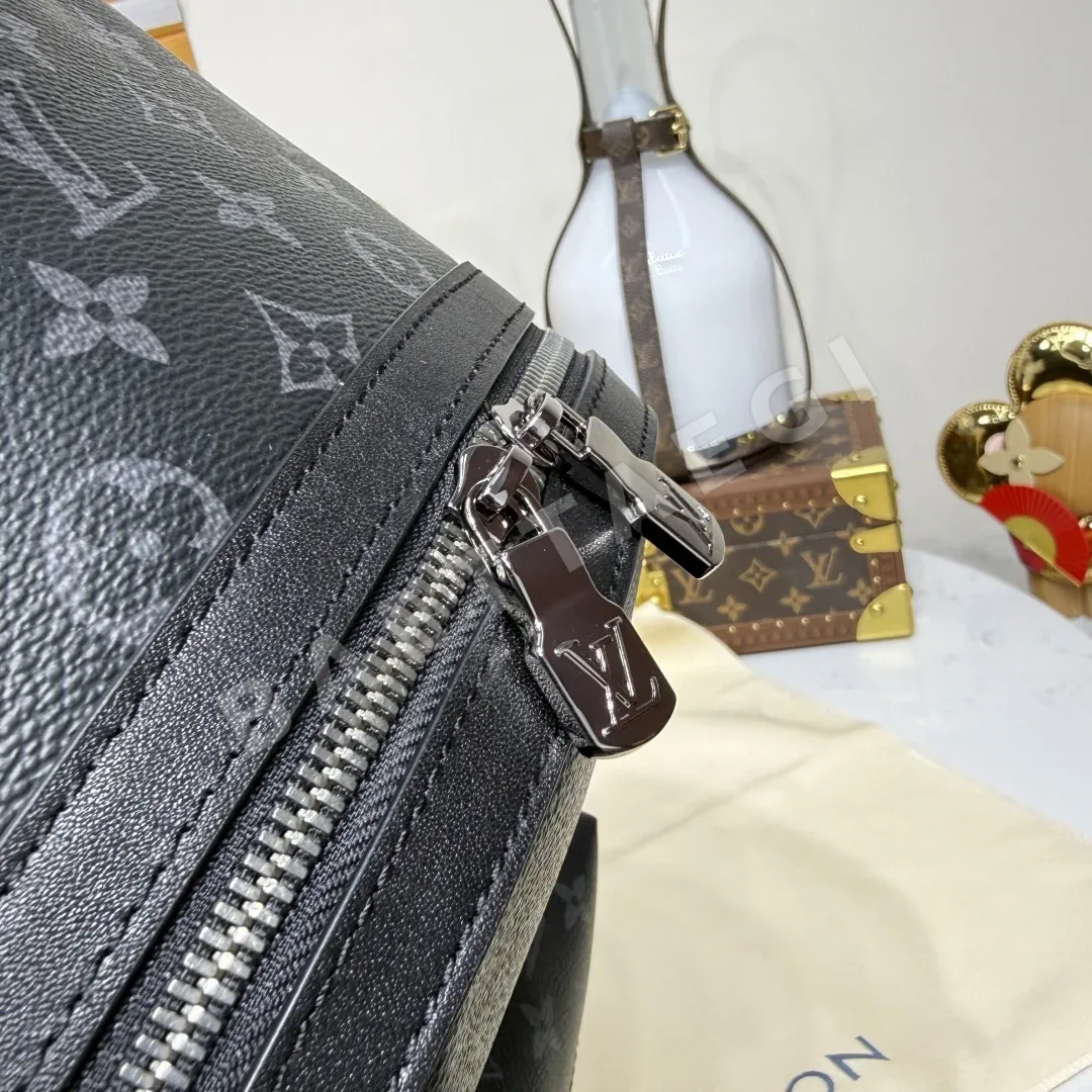 루이비통 디스커버리 백팩 M22558 상세 이미지 7