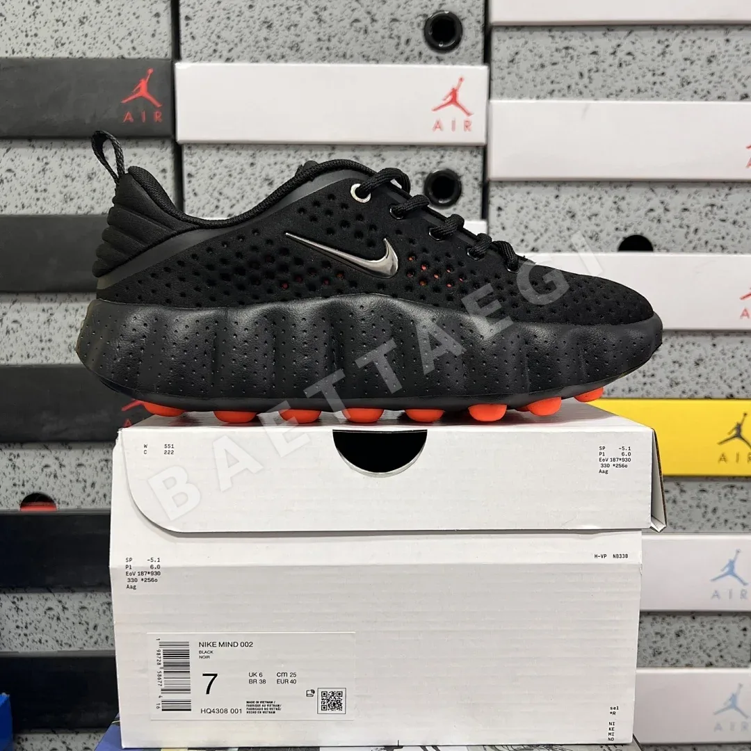 나이키 [WM] 마인드 002 HQ4308-001 201243 Nike Mind 002 Black Hyper Crimson 상세 이미지 2