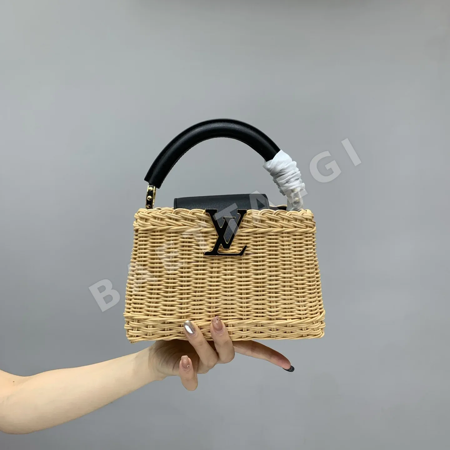 루이비통 라탄 블랙 가죽 토트백 M26003