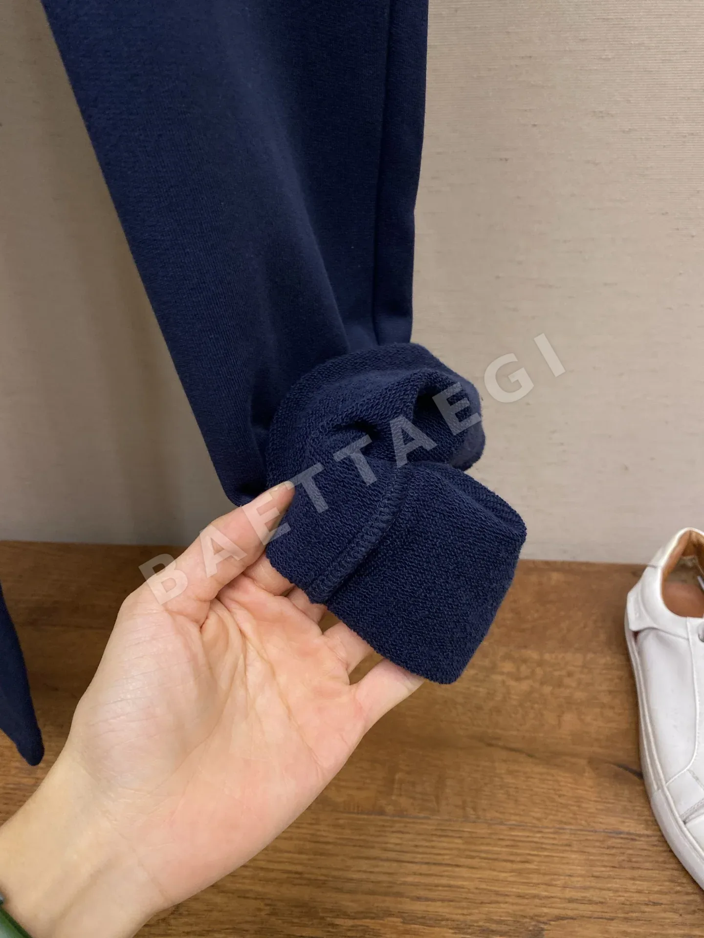 루이비통 모노그램 엠보 코튼 남성 팬츠 상세 이미지 8