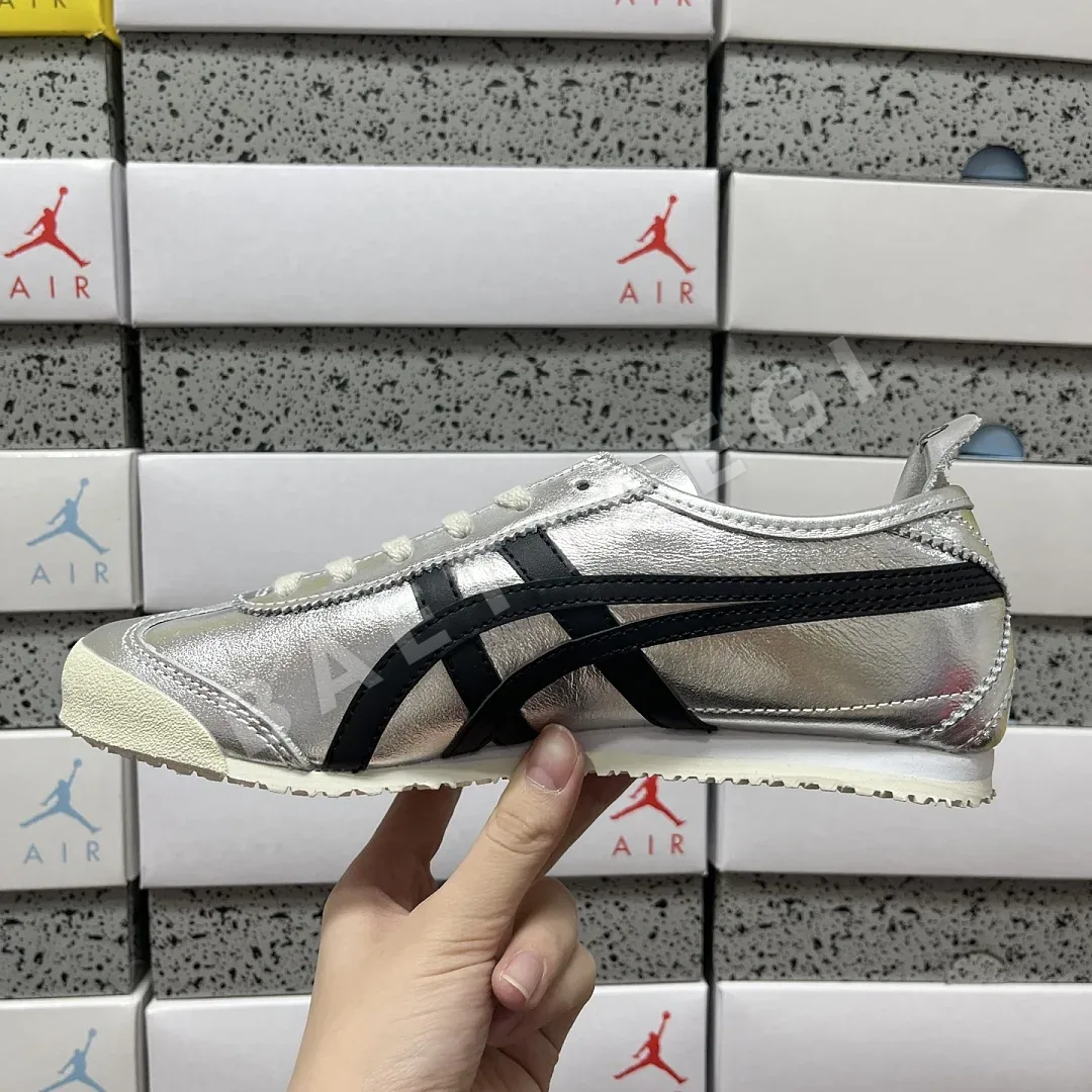 오니츠카타이거 [QC] 멕시코 66 1183B566-020 202296 Onitsuka Tiger Mexico 66 Pure Silver 상세 이미지 9