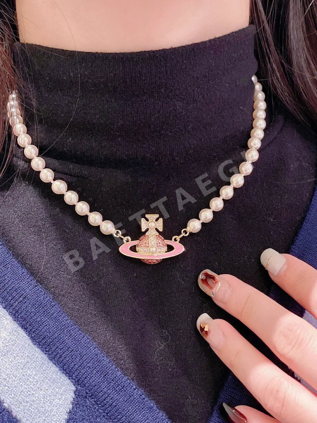비비안웨스트우드 새턴 라인스톤 장식 목걸이 상세 이미지 8