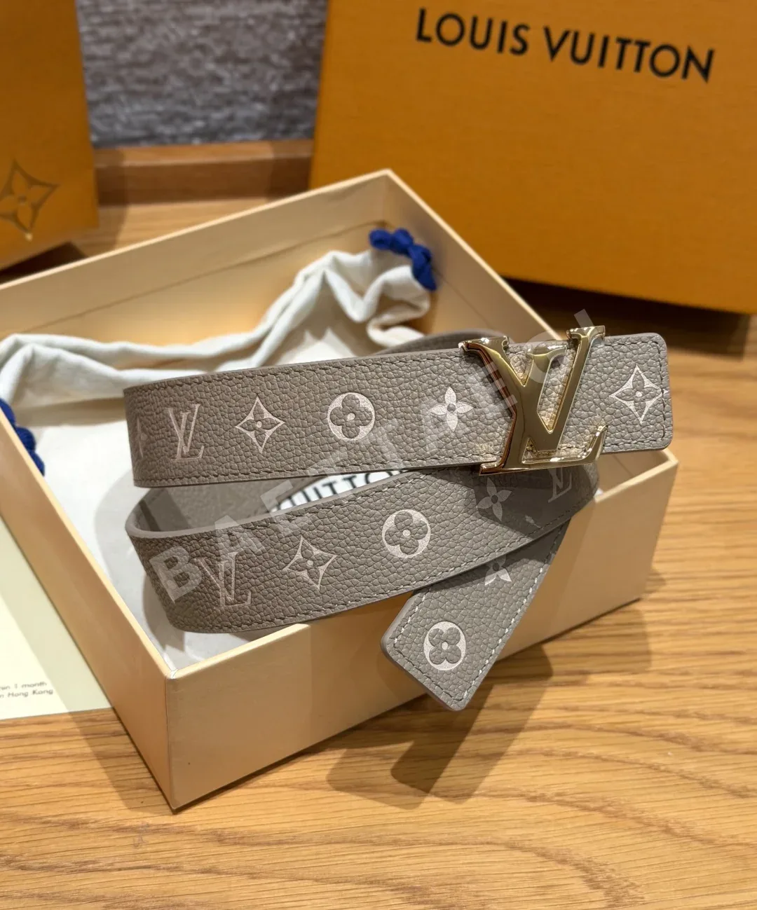 루이비통 아이코닉 30mm 리버서블 벨트 187012