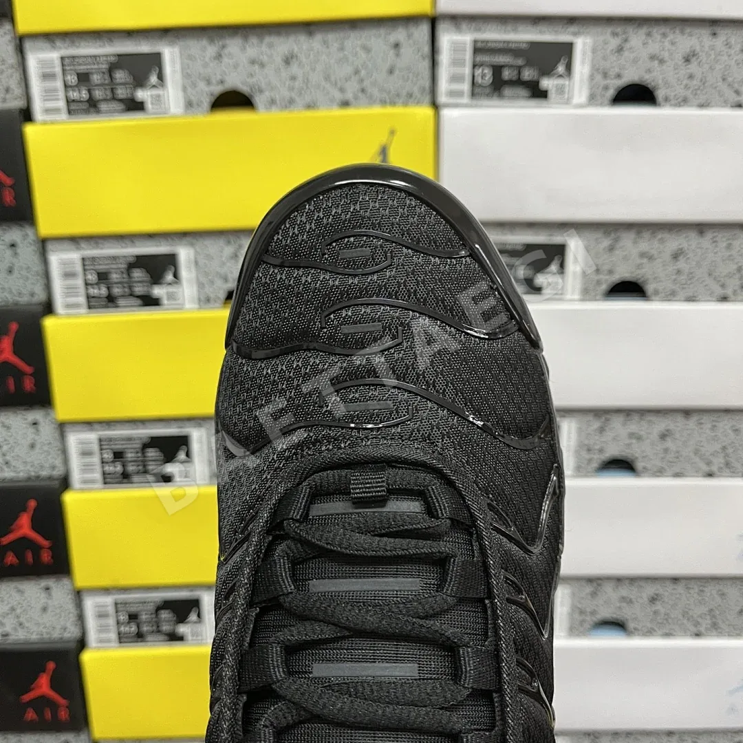 나이키 [DF] 에어 맥스 플러스 604133-050 201063 Nike Air Max Plus Triple Black 상세 이미지 8