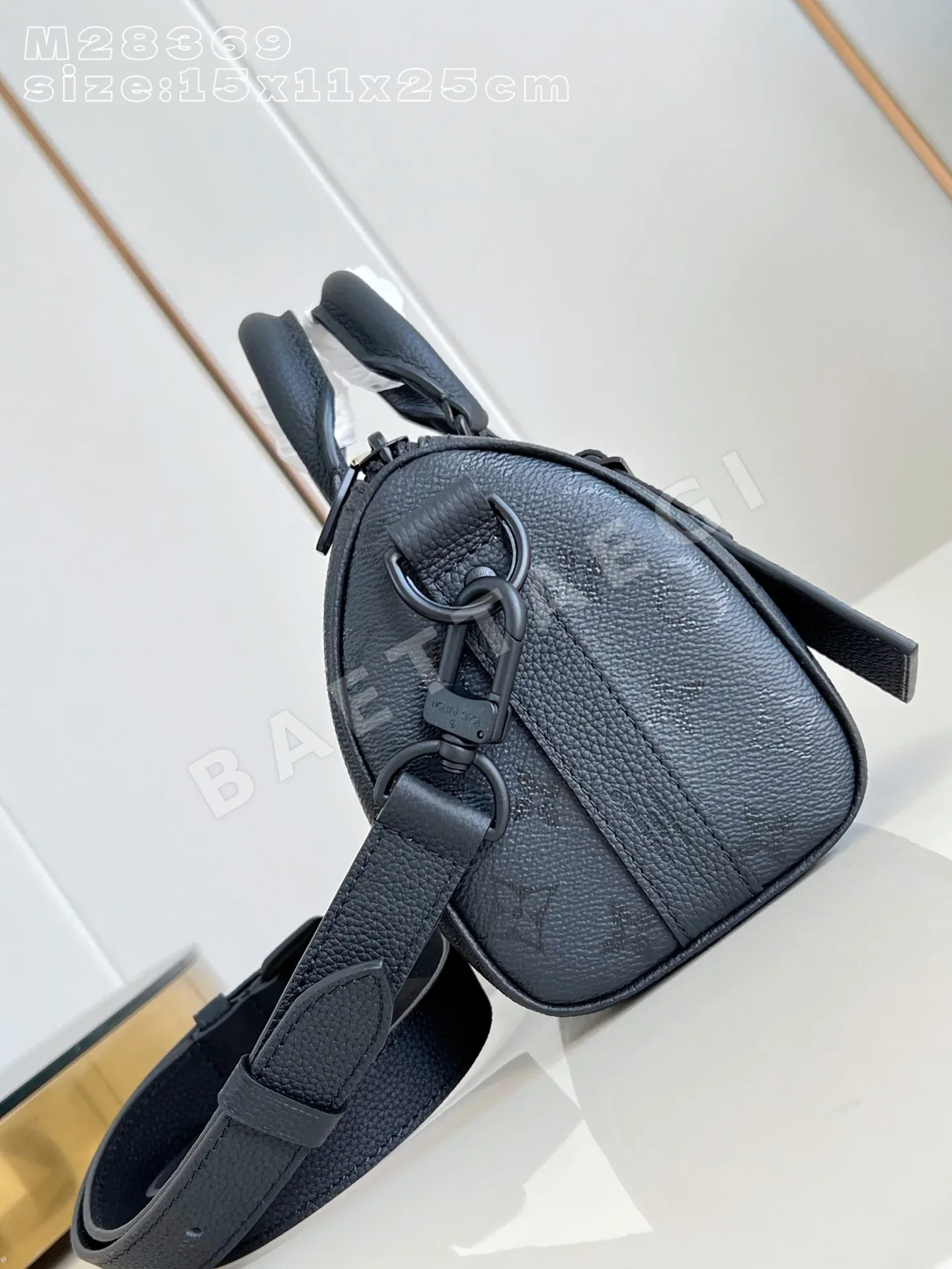 루이비통 M28369 키폴 핸드백 모노그램 상세 이미지 4