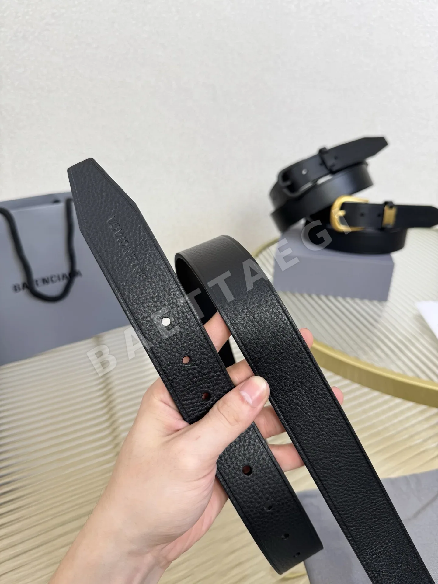 발렌시아가 송아지가죽 벨트 상세 이미지 6