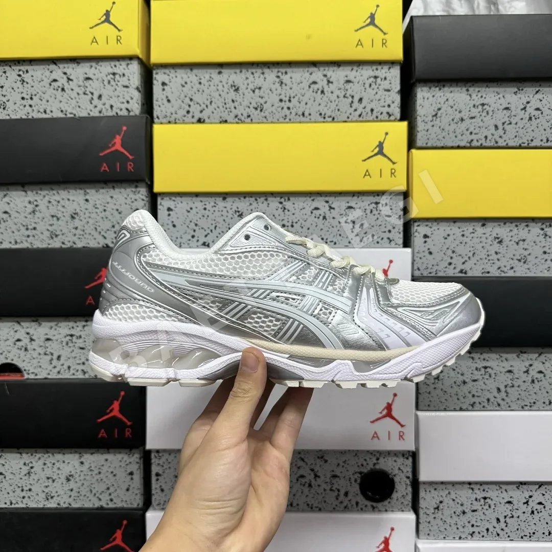 아식스 [LZ] 젤 카야노 14 1201A457-100 200584 Asics Gel-Kayano 14 JJJJound Silver White 상세 이미지 2