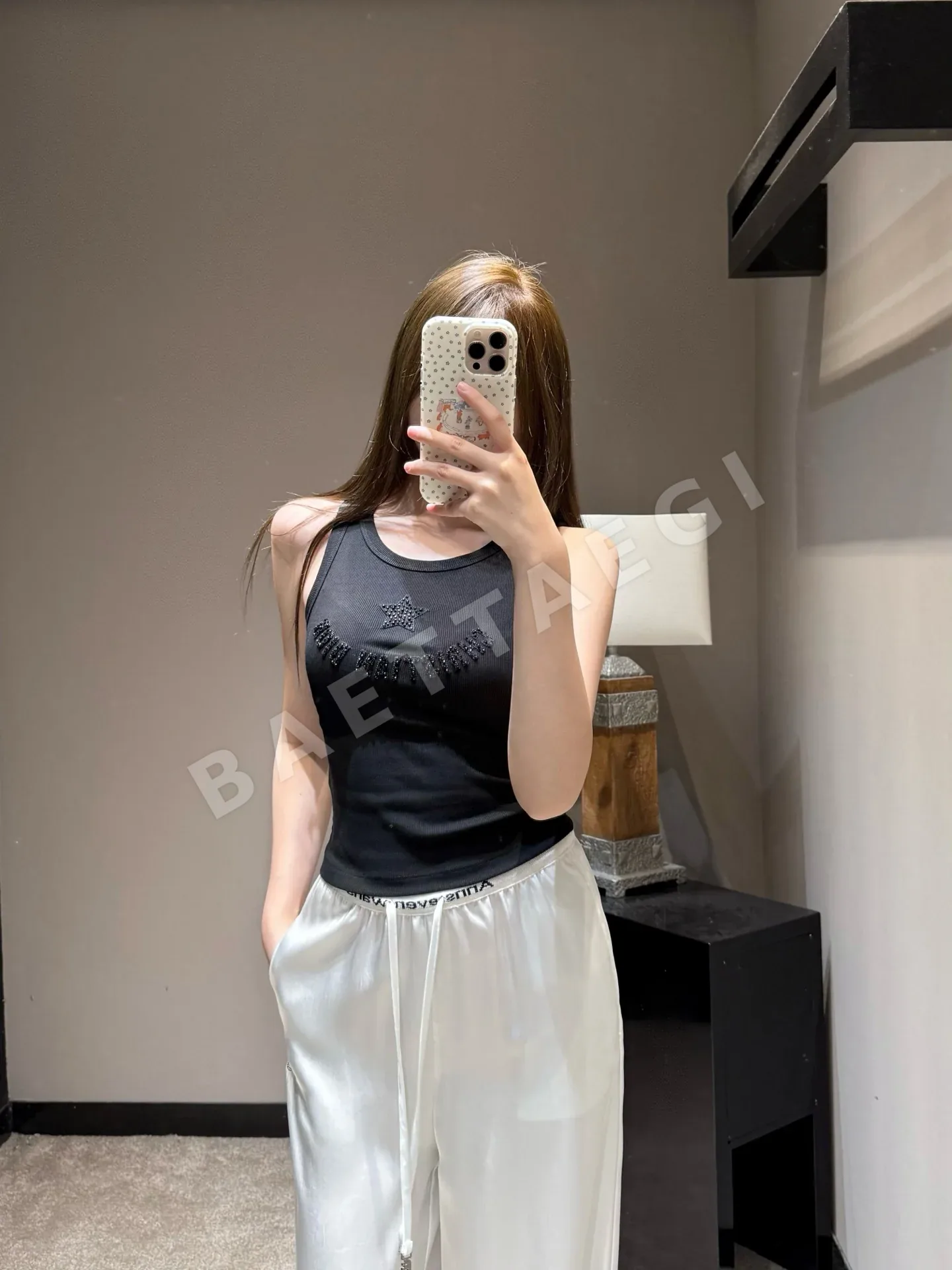 디올 비즈 별 장식 여성 반팔 티셔츠 상세 이미지 3