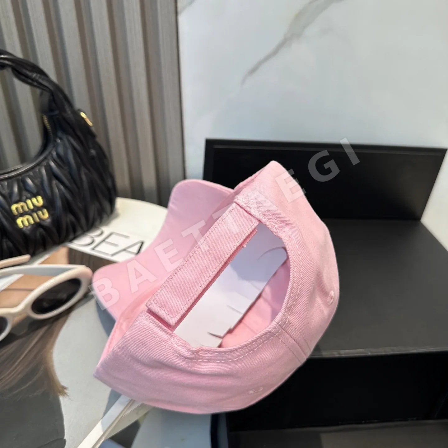 발렌시아가 베이스볼 모자 상세 이미지 3