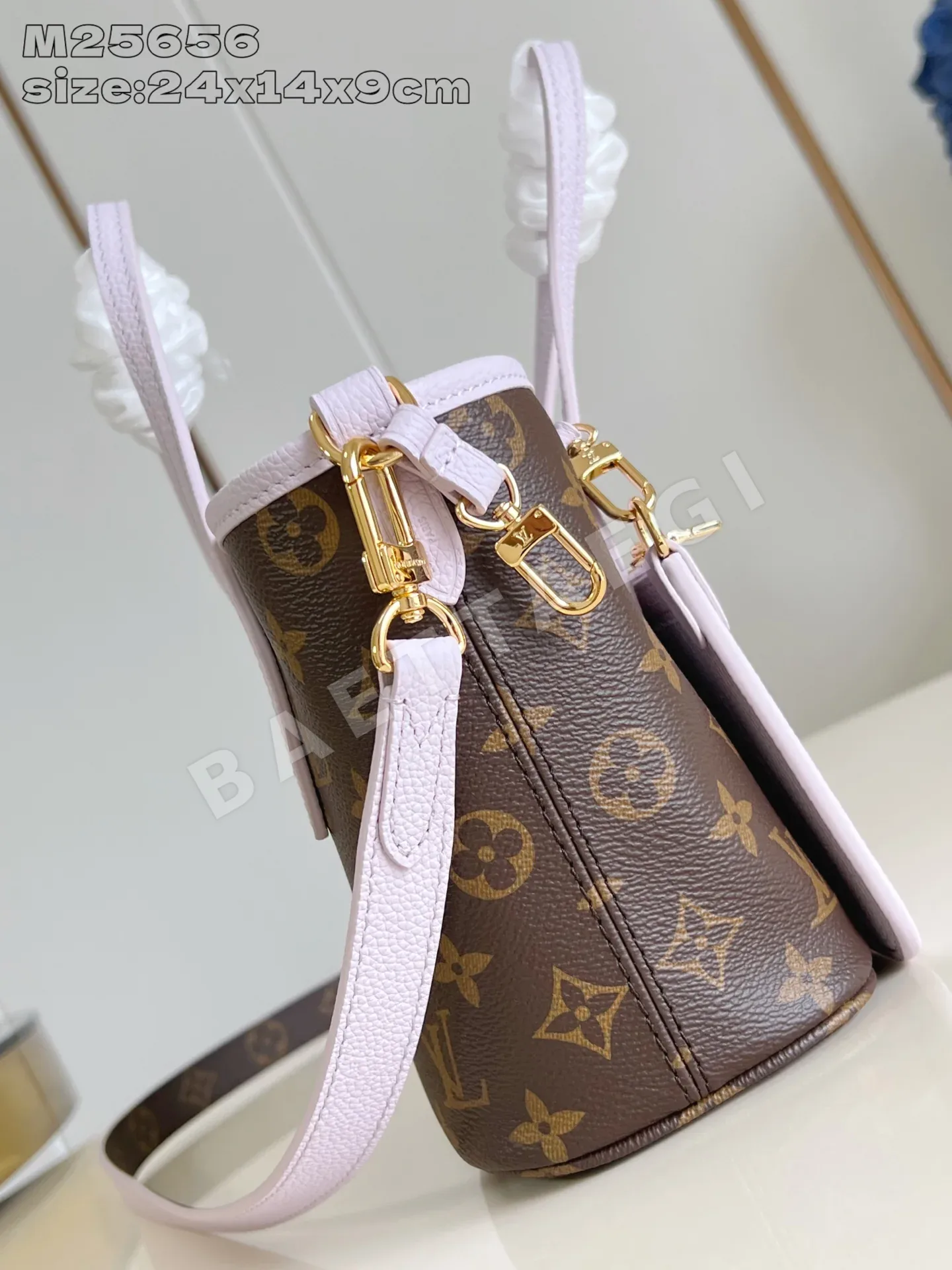 루이비통 퍼플 네버풀 BB 반둘리에 핸드백 M25656 상세 이미지 4