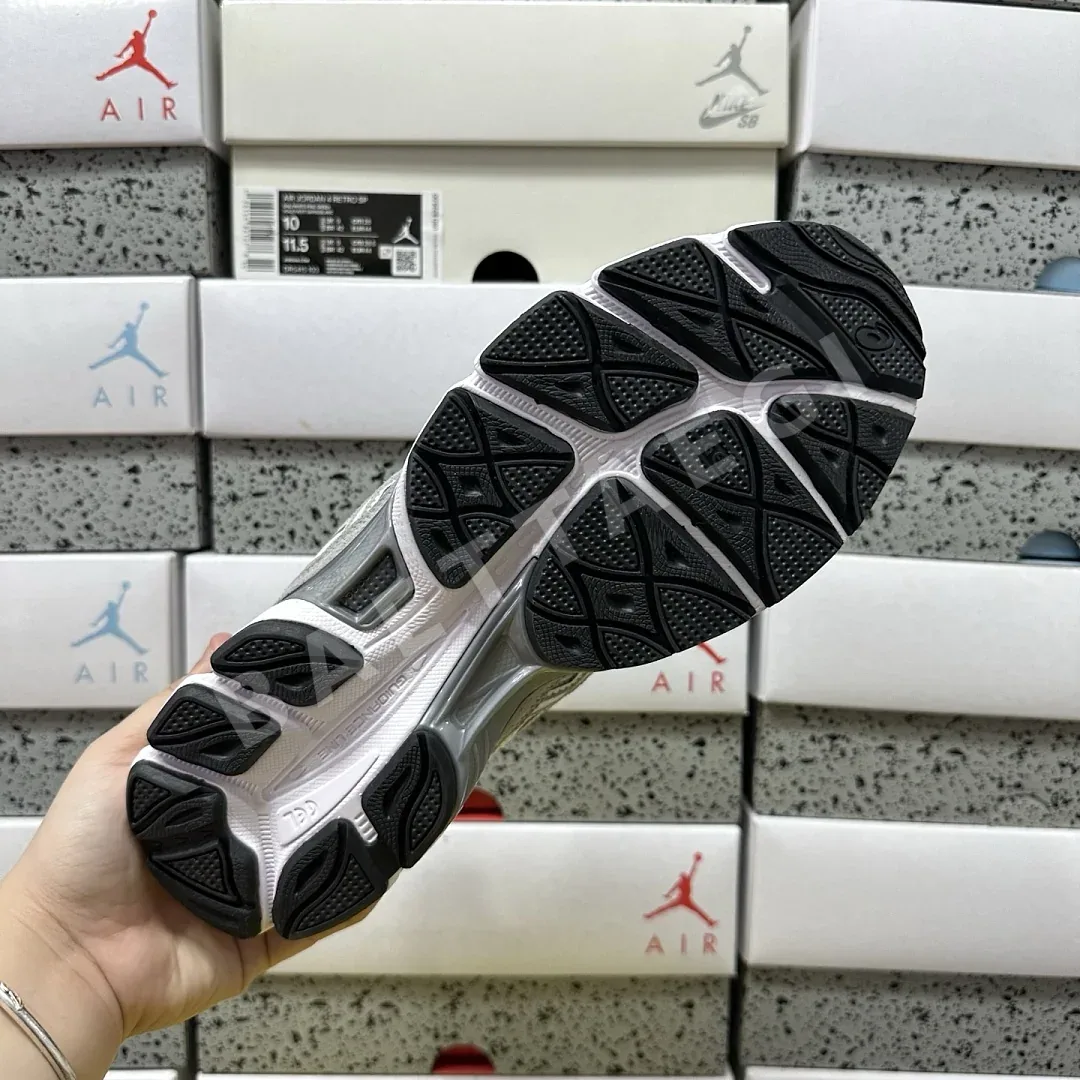 아식스 [M] 젤 NYC 1203A383-109 200508 Asics Gel-NYC White Glacier Grey 상세 이미지 8