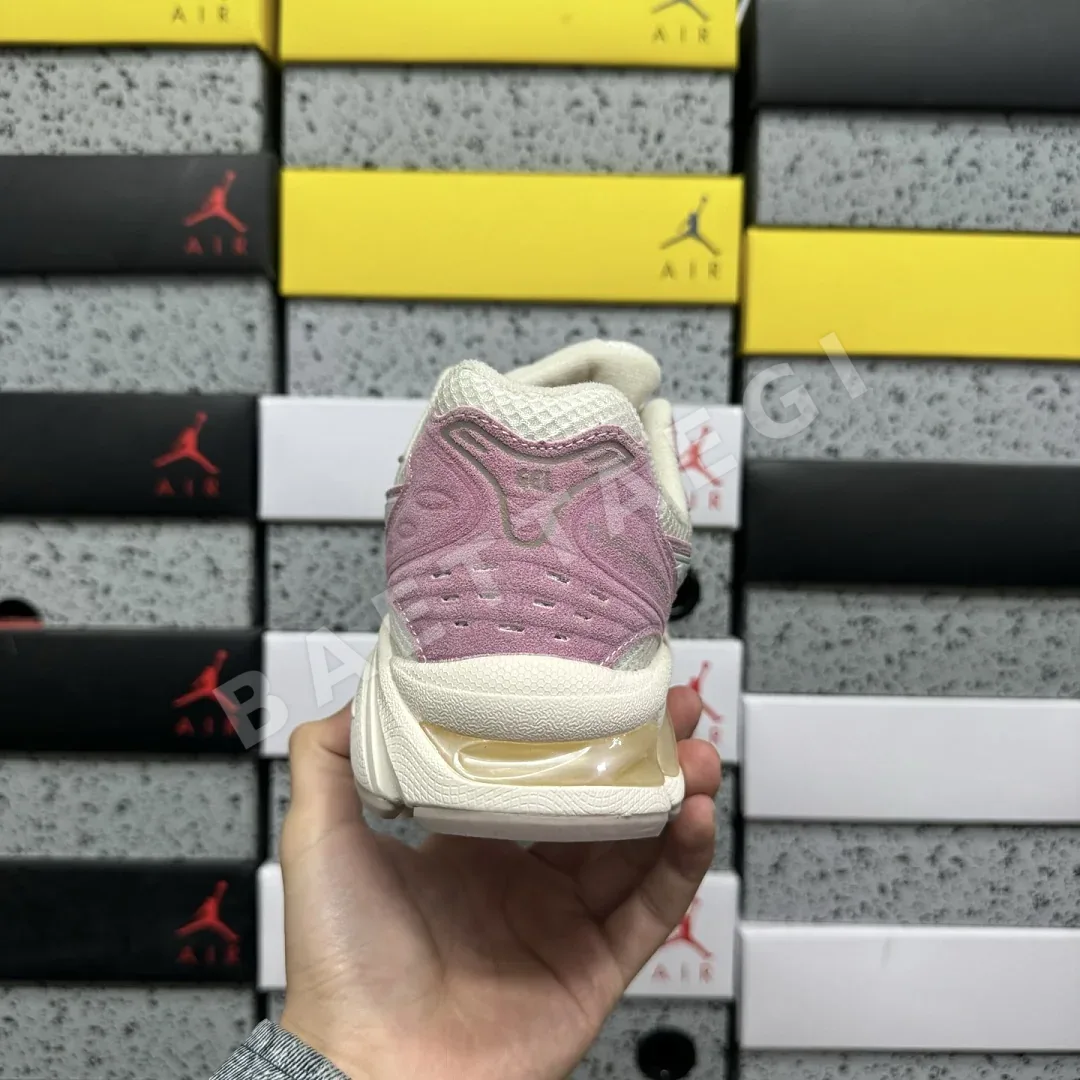 아식스 [LZ] 젤 카야노 14 1202A105-100 200574 Asics Gel-Kayano 14 Cream Pink Sal 상세 이미지 9