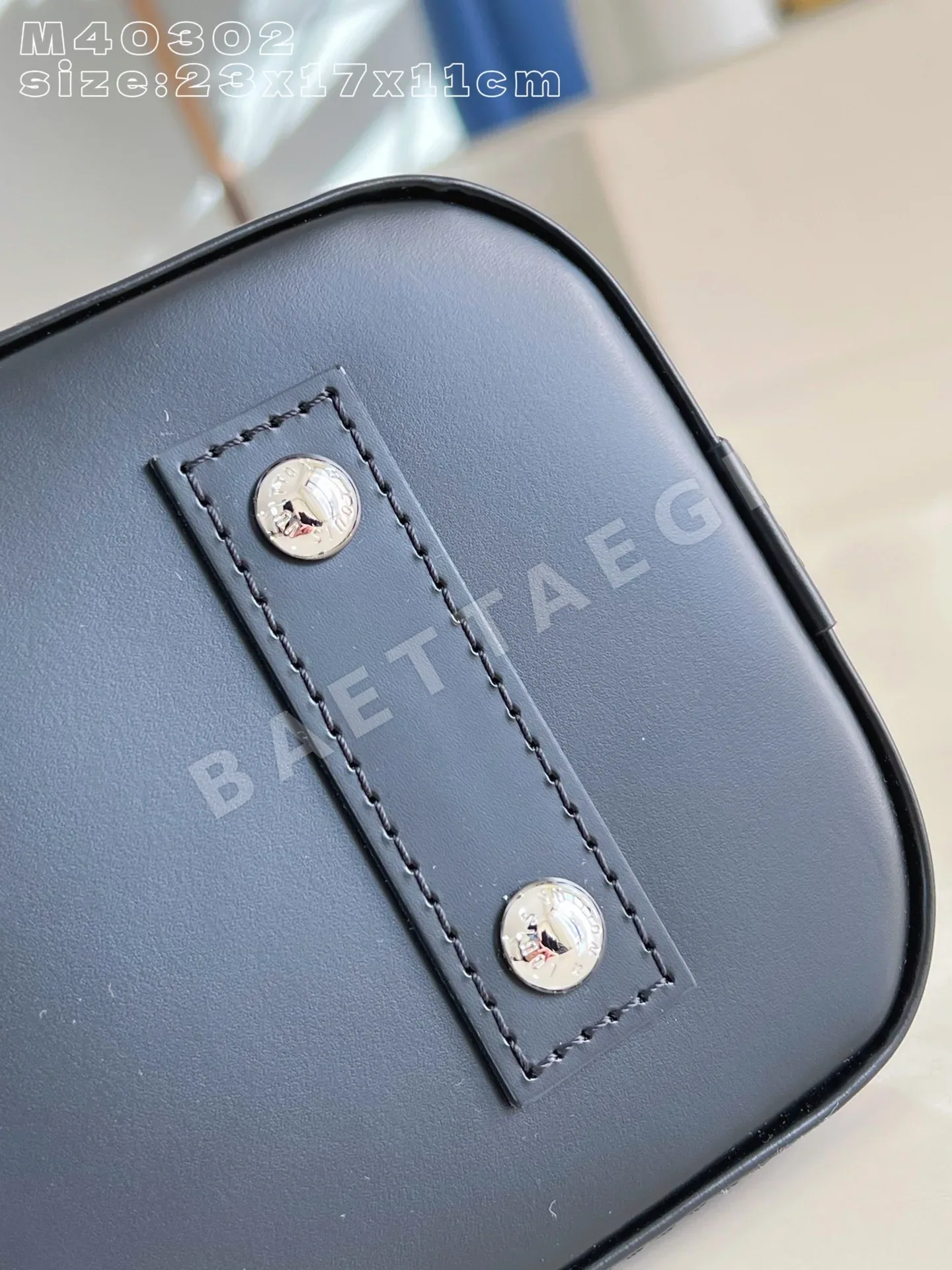 루이비통 에피 알마 BB 핸드백 M40302 상세 이미지 9