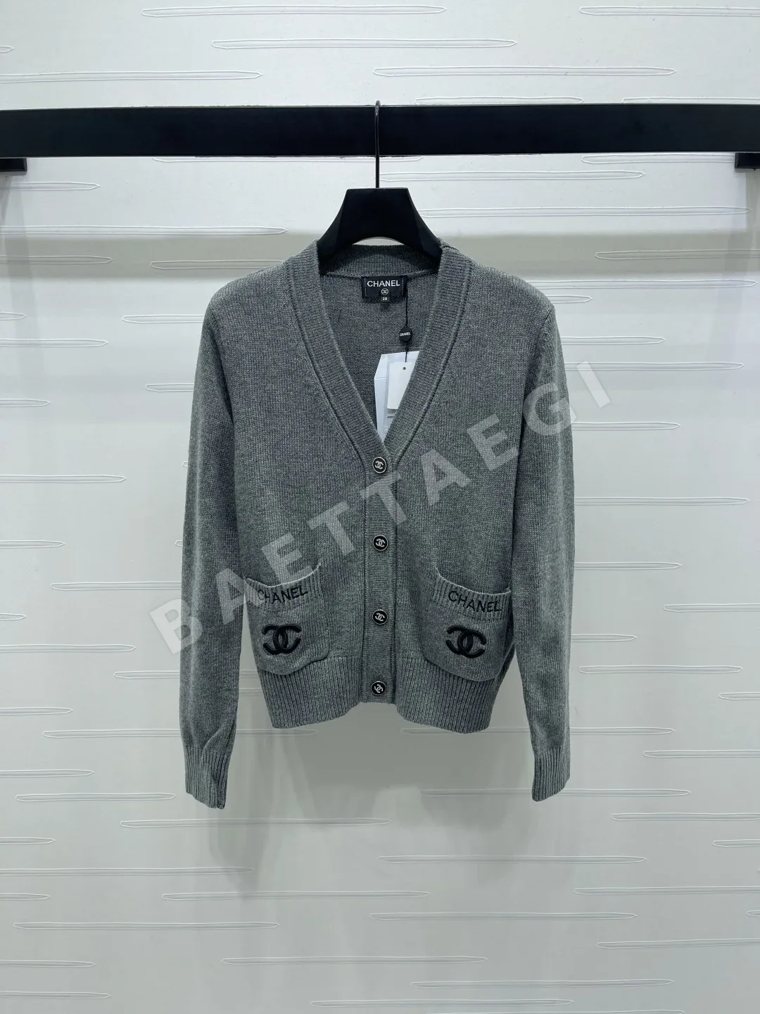 샤넬 V넥 울 니트 여성 가디건 155608