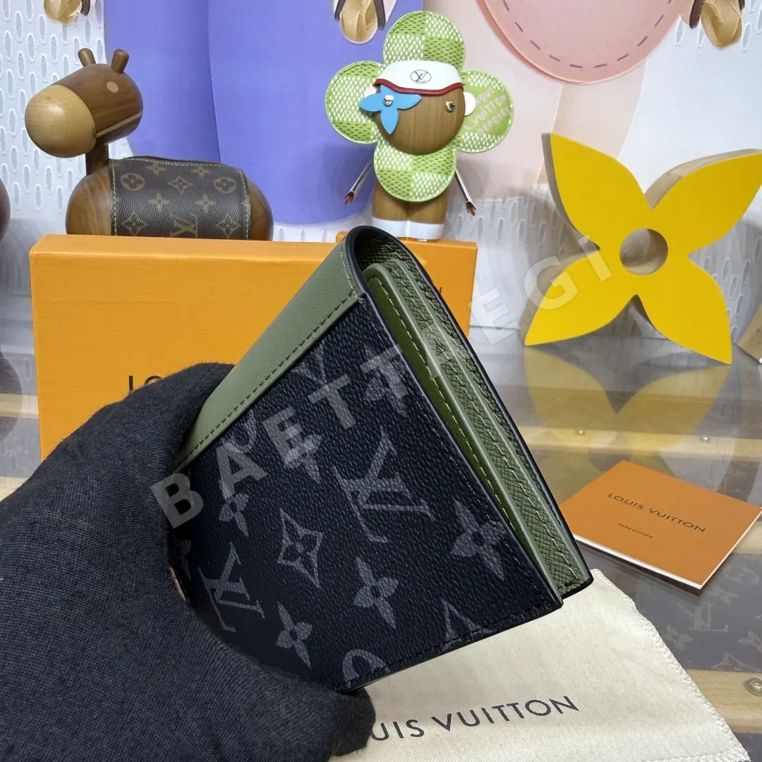 루이비통 모노그램 에클립스 패스포트 홀더 지갑 상세 이미지 6