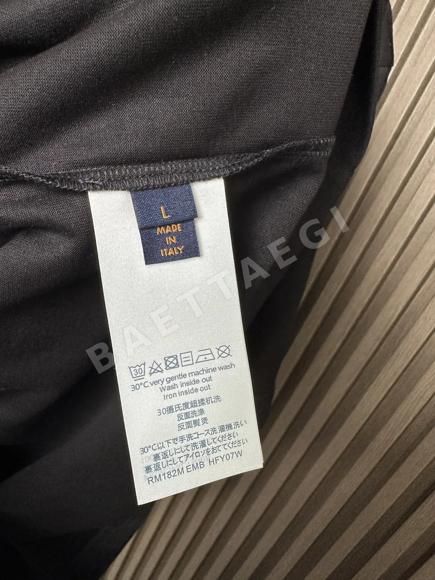 루이비통 크루넥 피마 코튼 반팔 티셔츠 상세 이미지 9