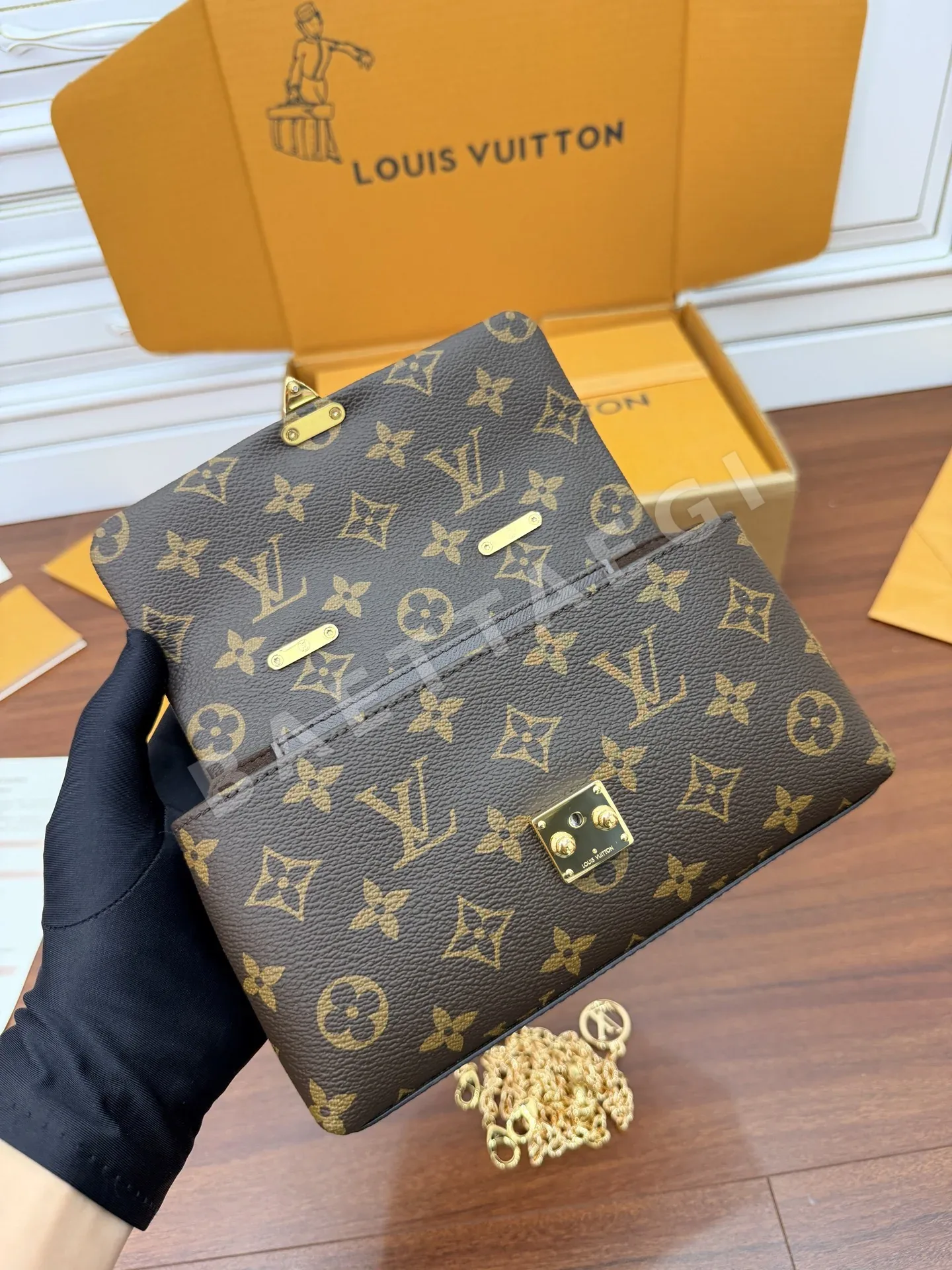 루이비통 M28426 가방 상세 이미지 6