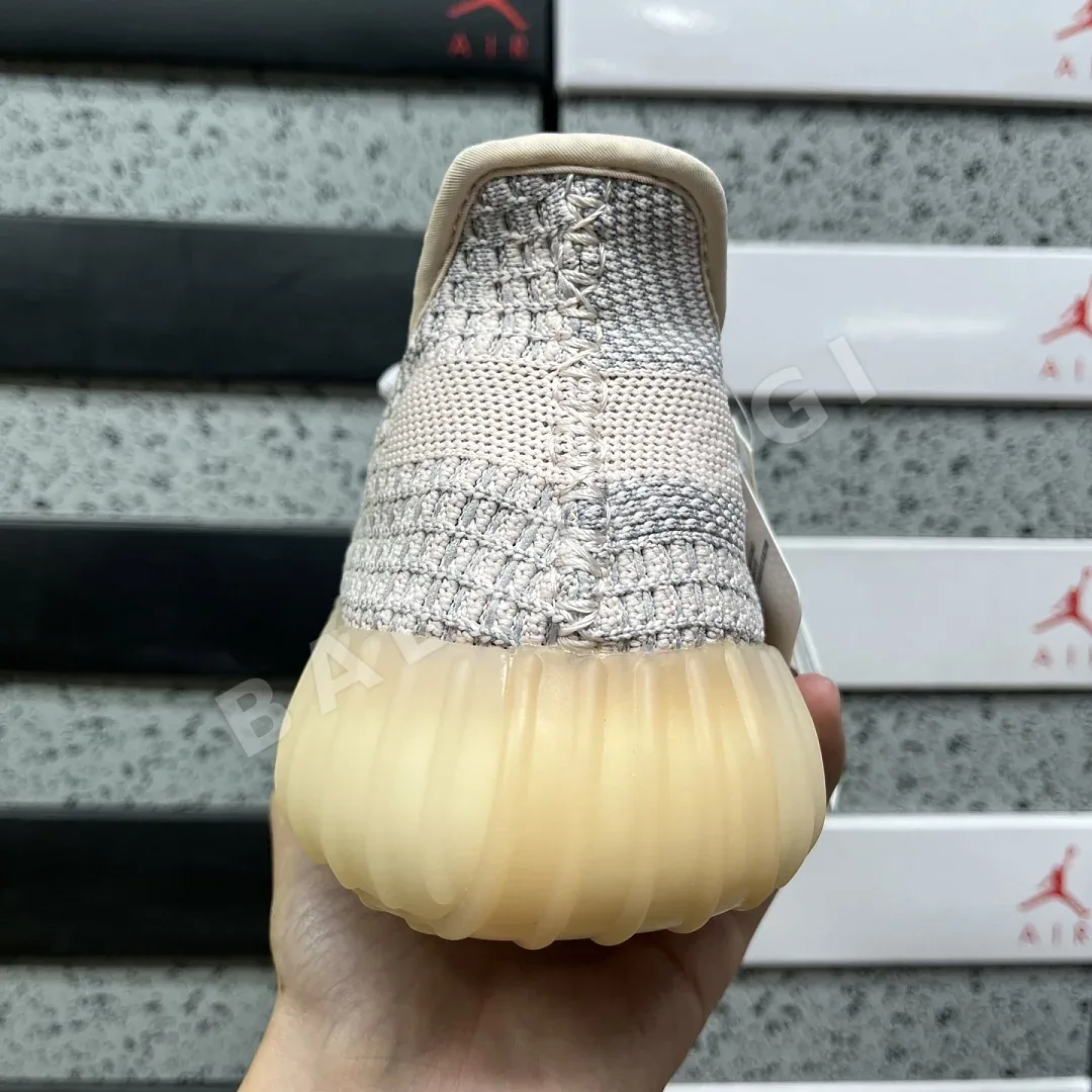 아디다스 [XQ] 이지 부스트 350 V2 FV5578 200765 Adidas Yeezy Boost 350 V2 Synth 상세 이미지 8