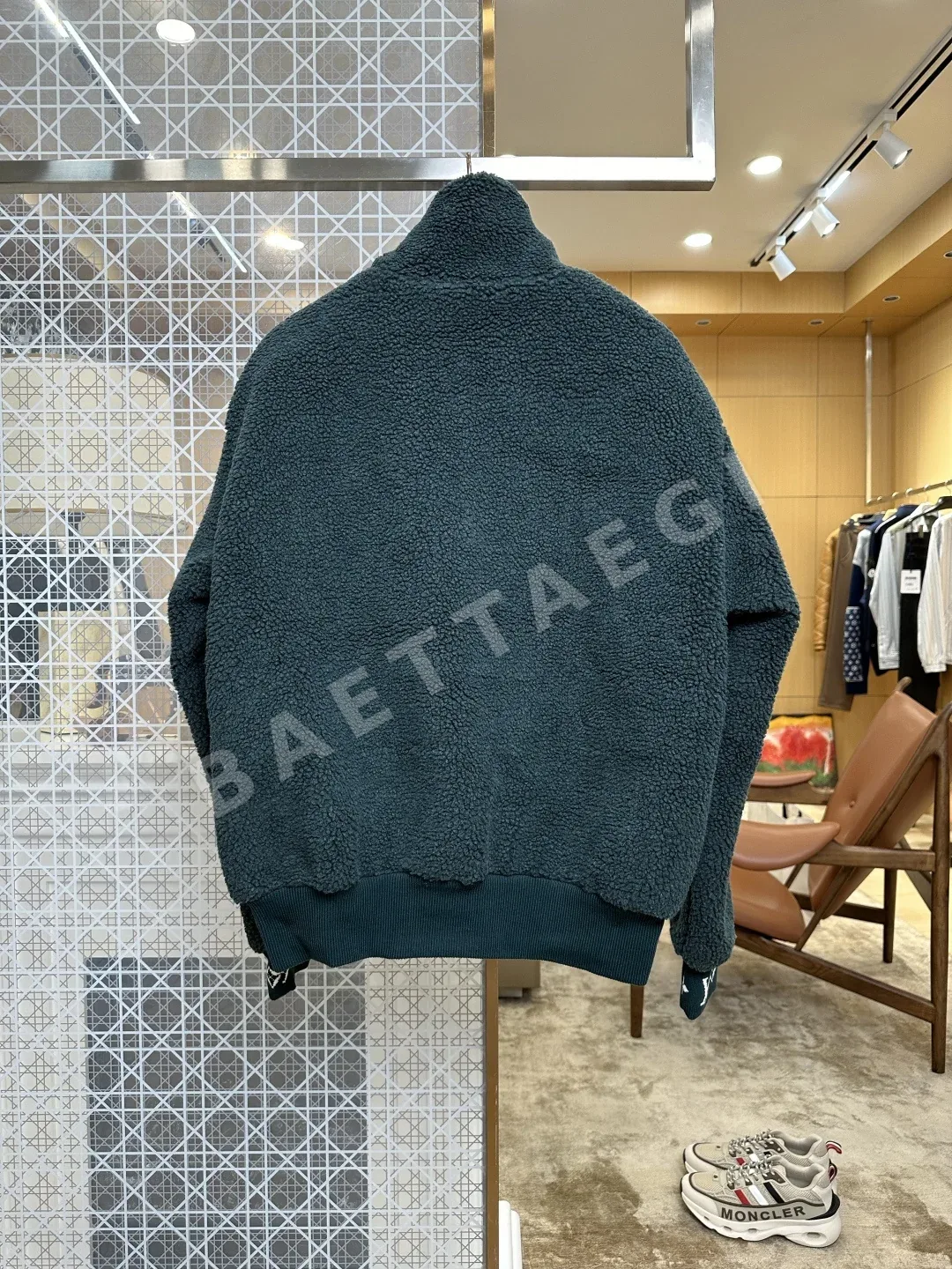 루이비통 램울 스탠드카라 집업 자켓 상세 이미지 2