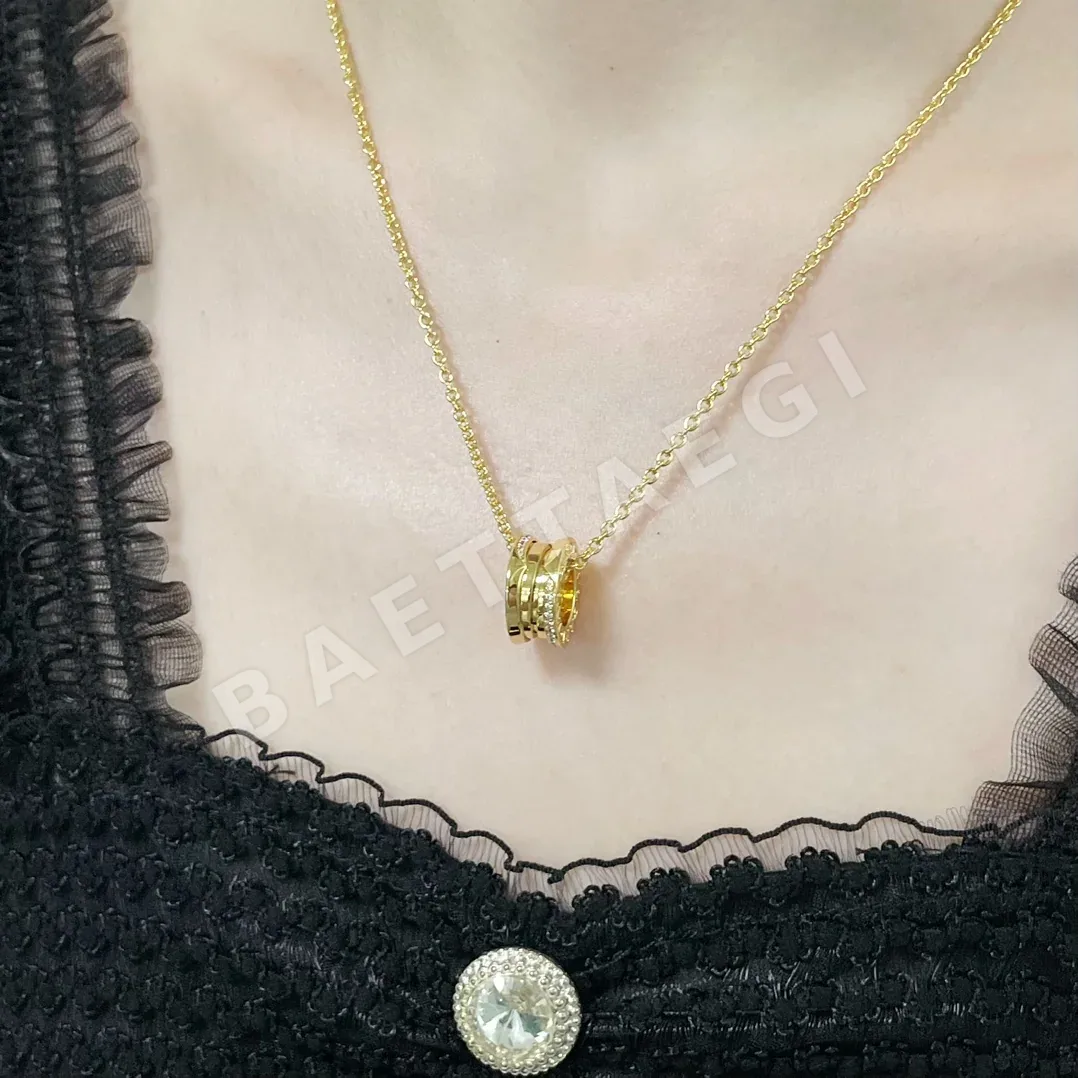 불가리 하프 다이아몬드 목걸이 상세 이미지 2