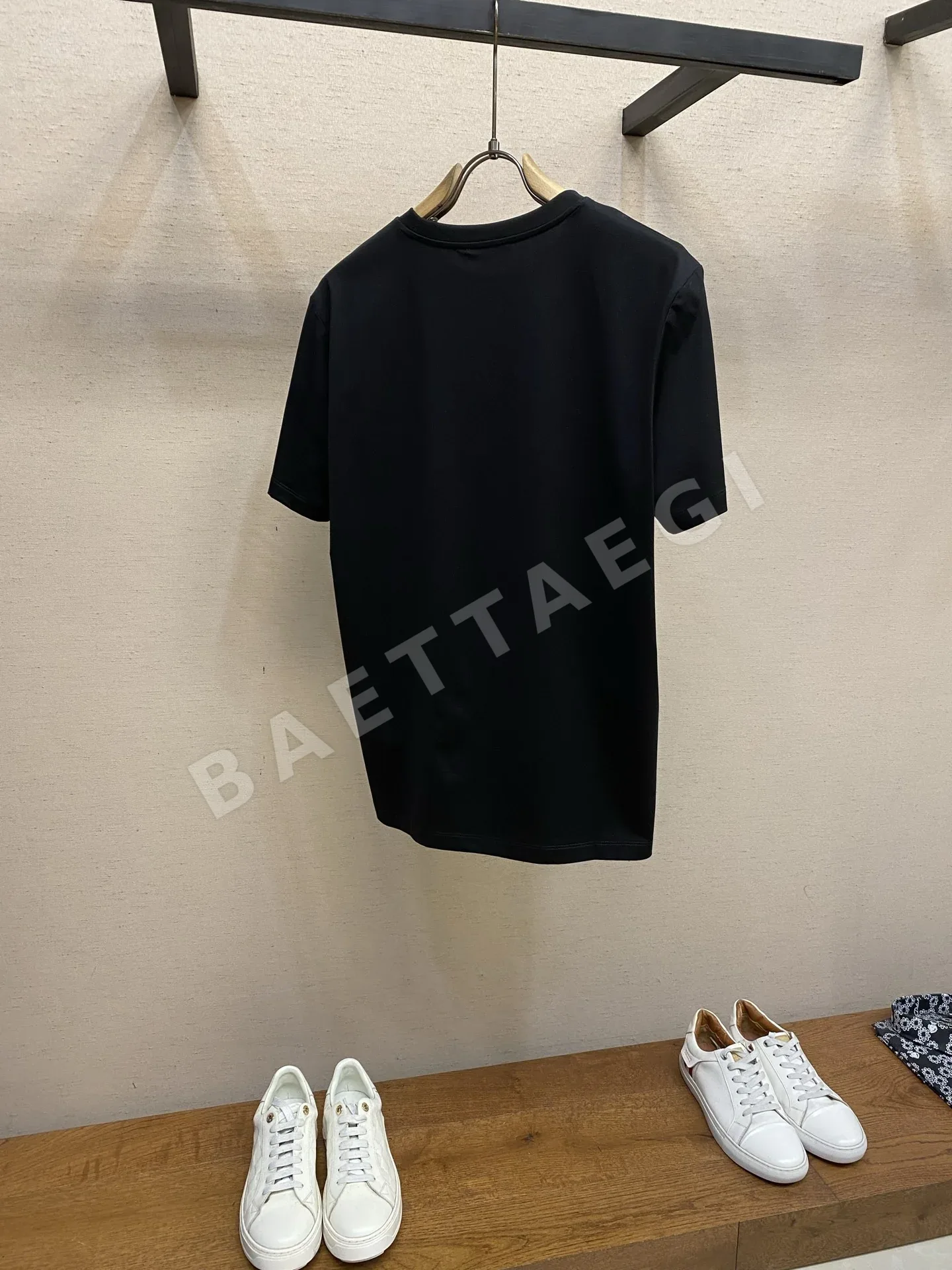 발렌티노 남여공용 반팔 상세 이미지 2