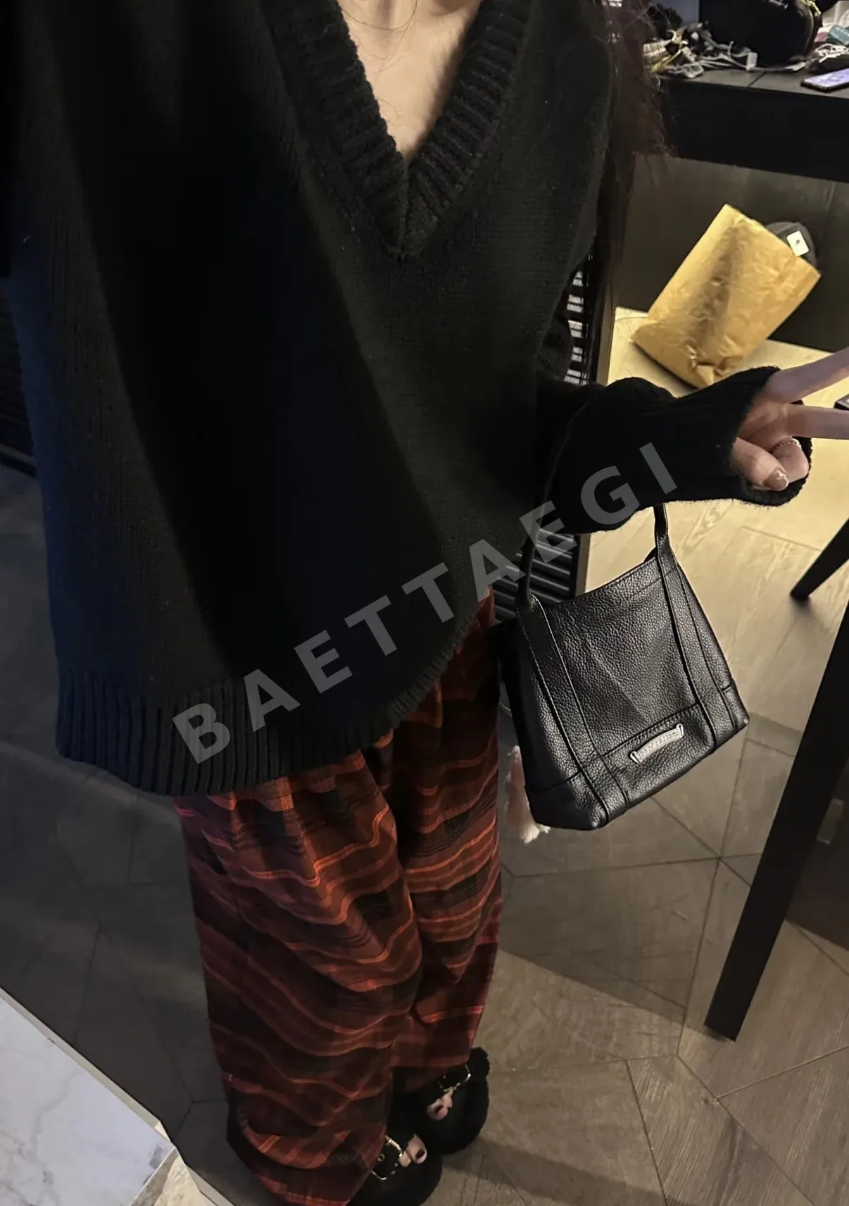 크롬하츠 삼각 패치워크 토트 가방 상세 이미지 8