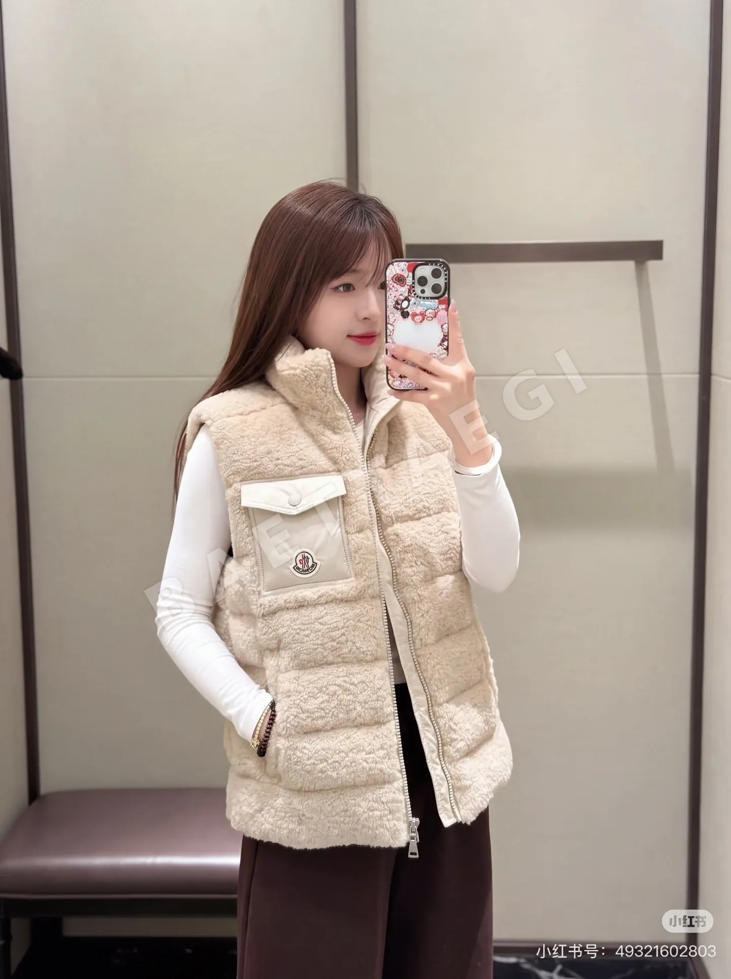 몽클레르 테디 베어 플리스 여성 다운 조끼 상세 이미지 4