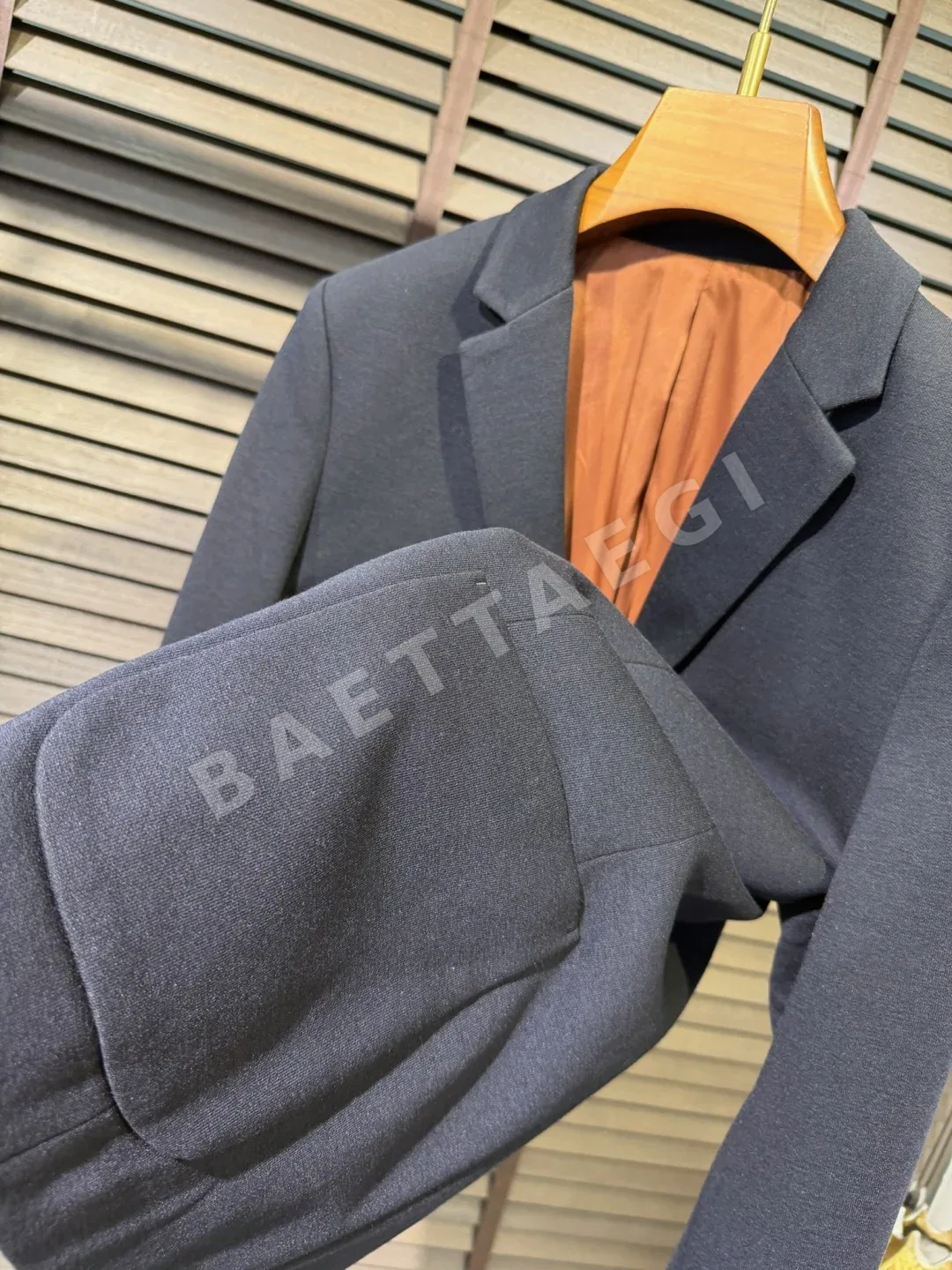 제냐 바스란 울 남성 자켓 상세 이미지 6