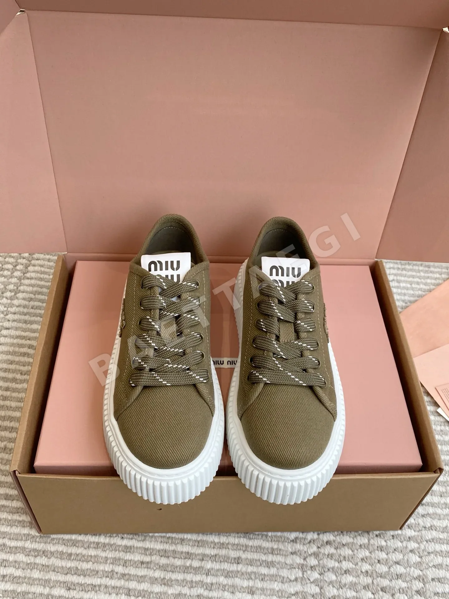 미우미우 뉴 데님 플랫폼 뮬 104772