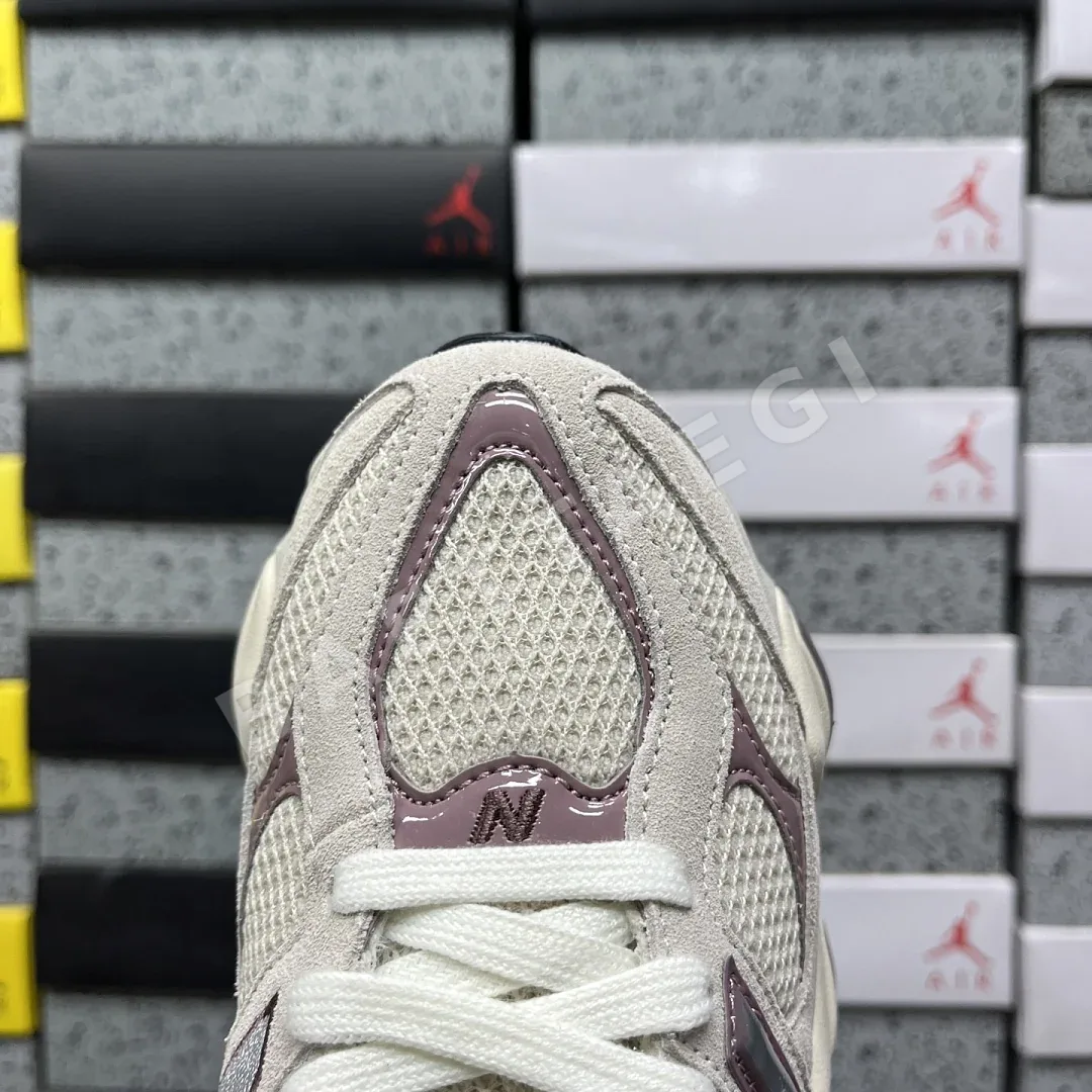 뉴발란스 [C] 9060 U906068H 202273 New Balance 9060 상세 이미지 3