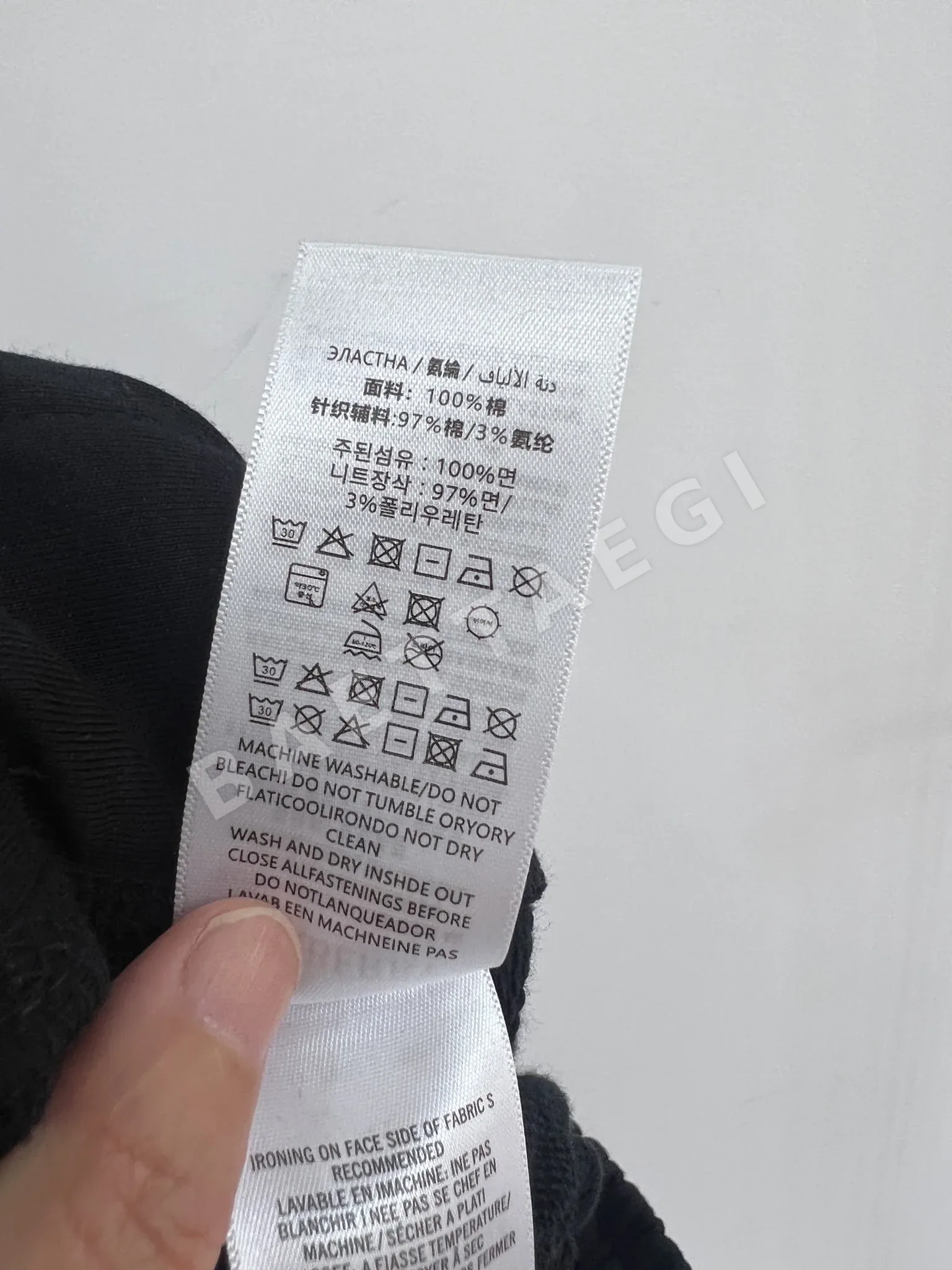 버버리 코튼 자수 말 로고 남성 반바지 상세 이미지 8