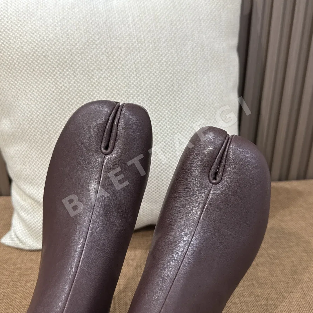 마르지엘라 타비 부츠 가죽 스플릿토 디자인 상세 이미지 7
