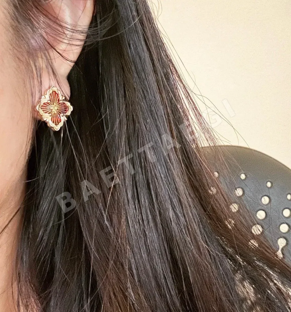 부첼라티 레드 에나멜 네잎클로버 귀걸이 상세 이미지 2